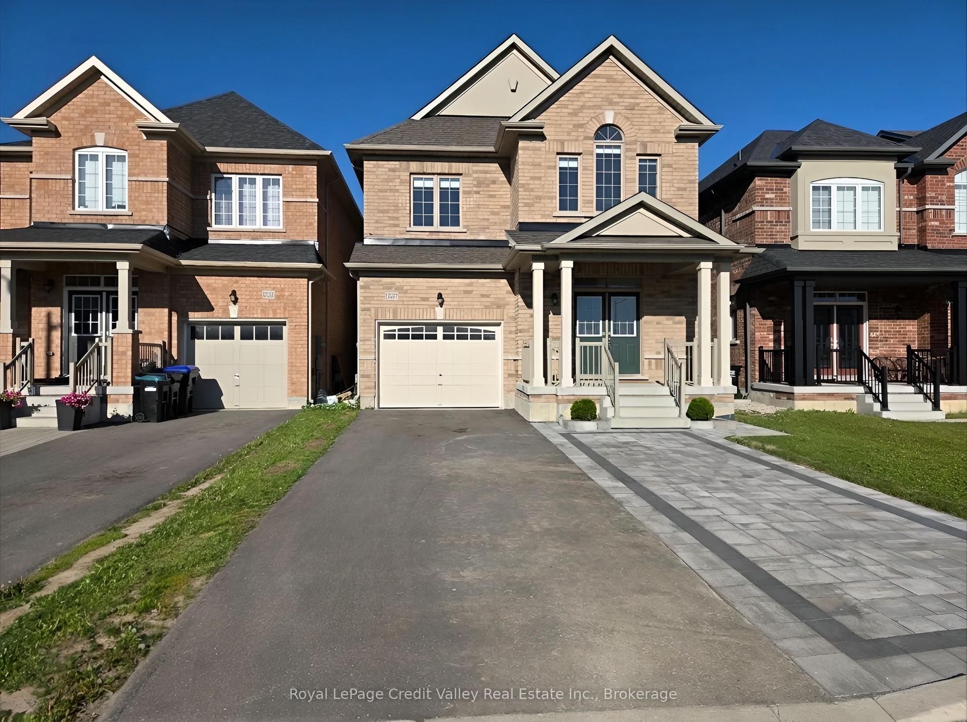 2207 Lozenby Street — photo 1
