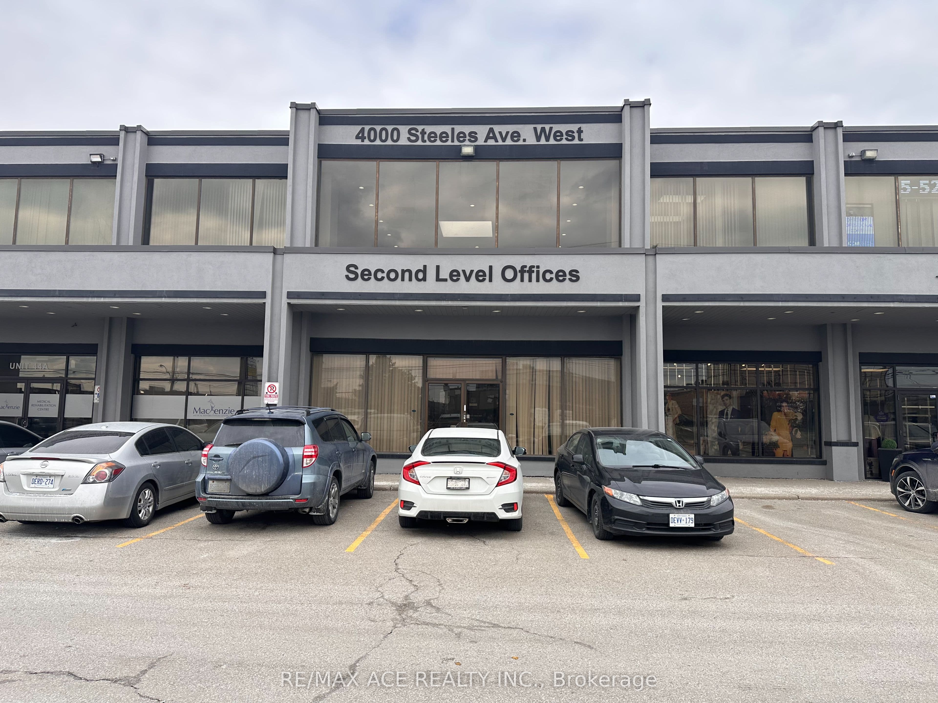 4000 Steeles Avenue W 204 #204 — photo 1