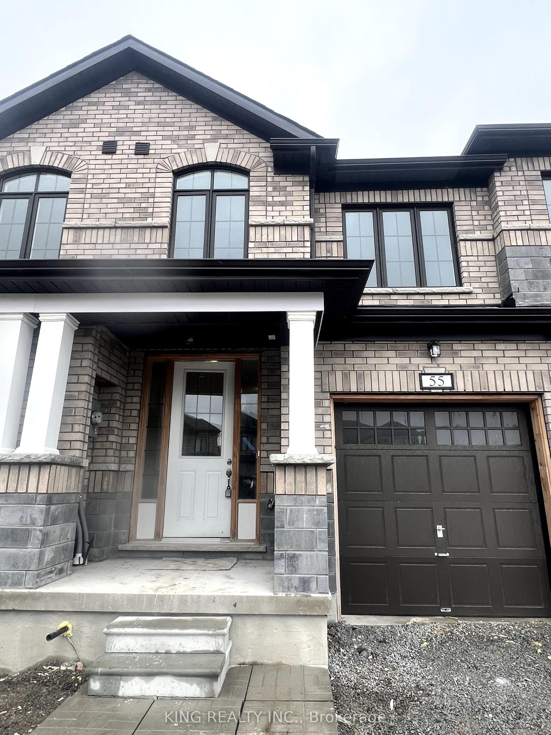 55 Butler Boulevard, Kawartha Lakes — Townhouse for lease, photo 1