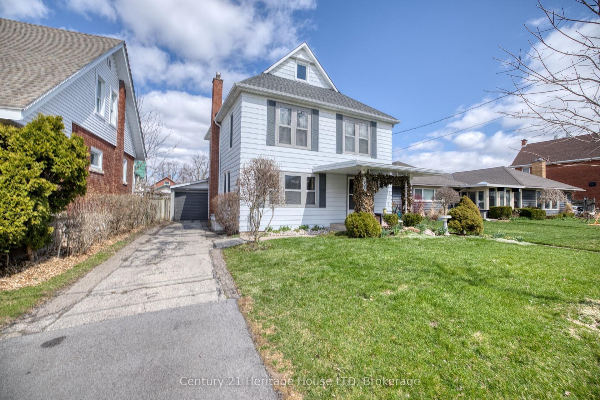 66 Bald Street — photo 1