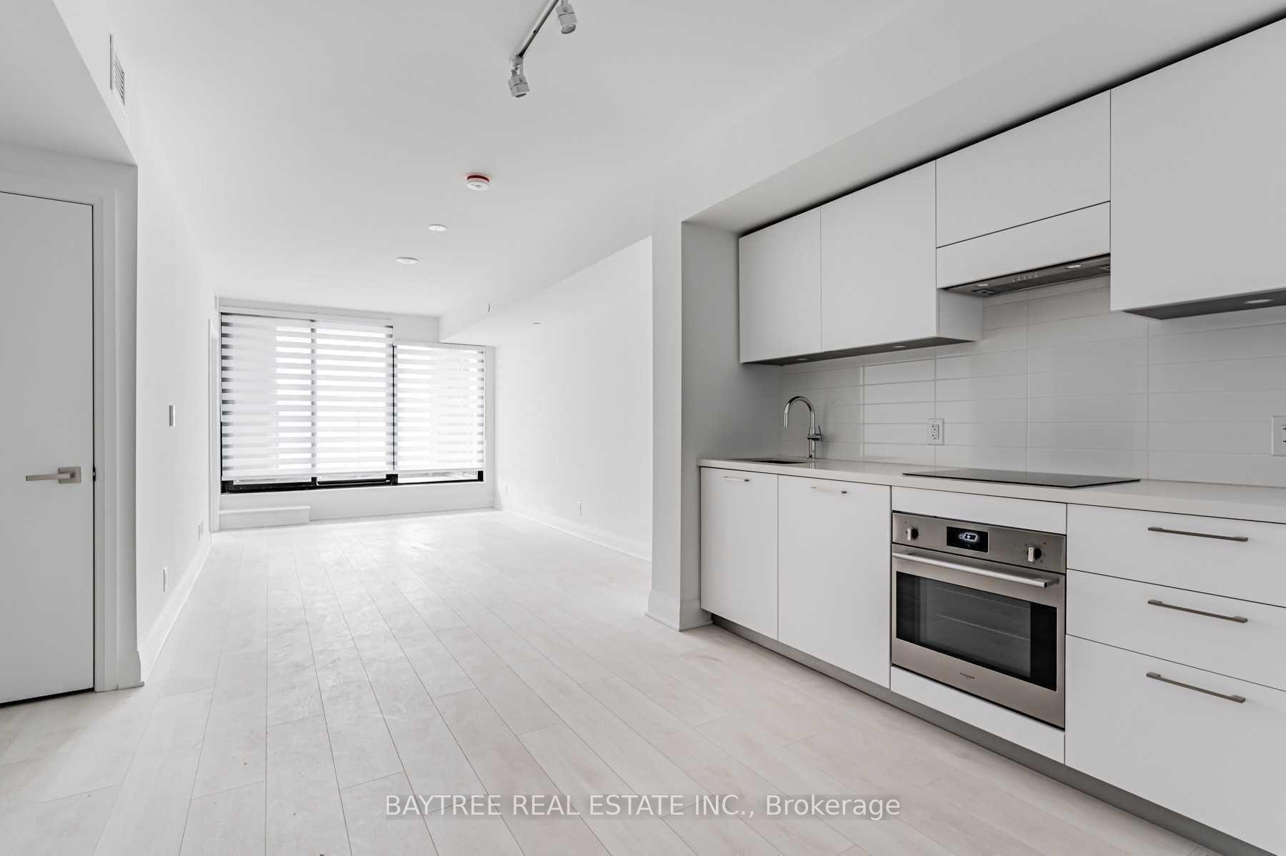 33 Frederick Todd Way 316 #316, Toronto — Condo for lease, photo 1