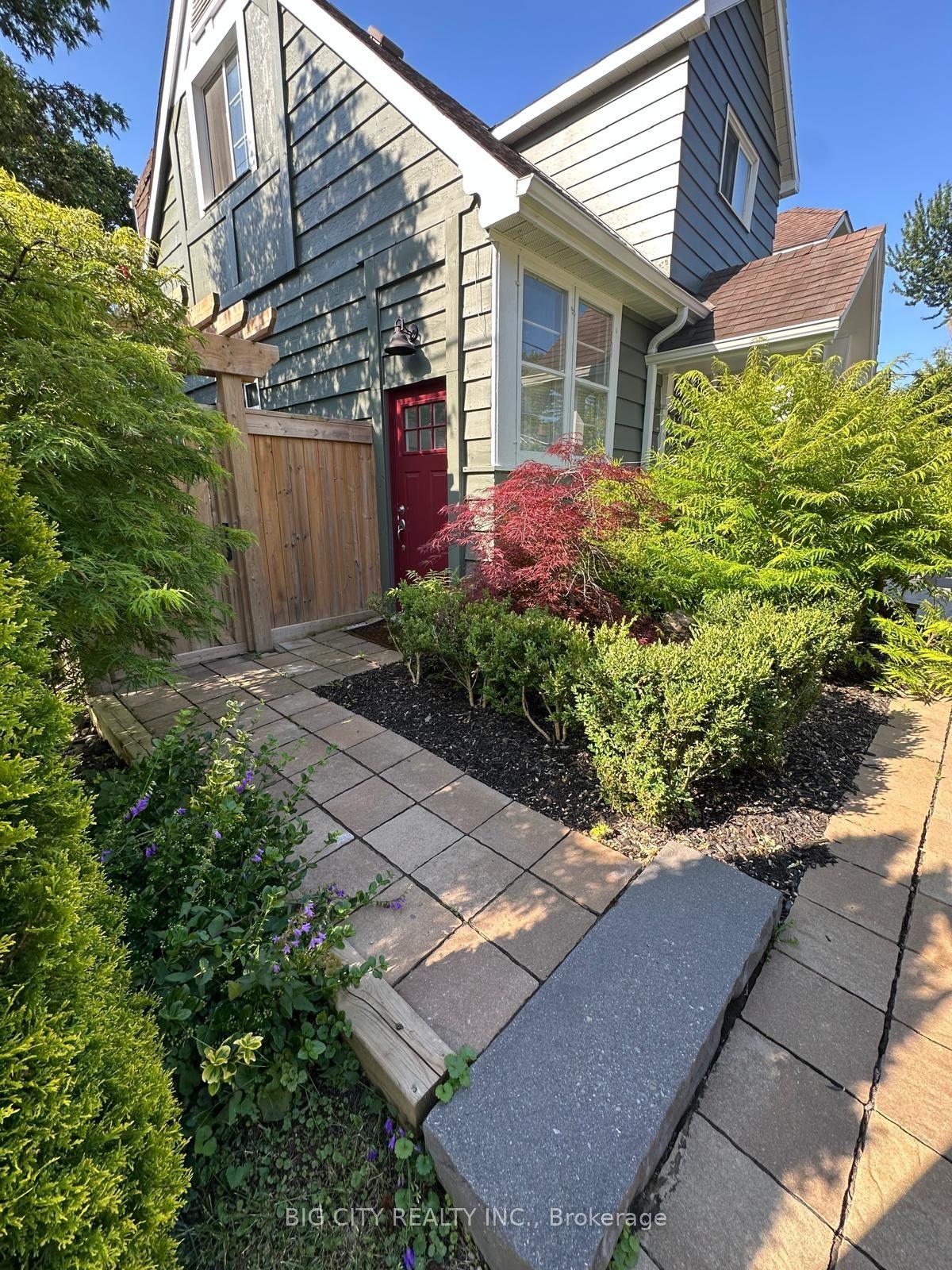 94 Wright Street, Richmond Hill — Detached for lease, photo 1