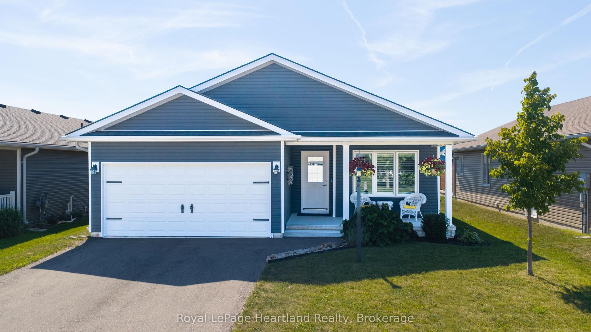 80 LAKE BREEZE Drive, Ashfield-Colborne-Wawanosh — Detached for sale, photo 1