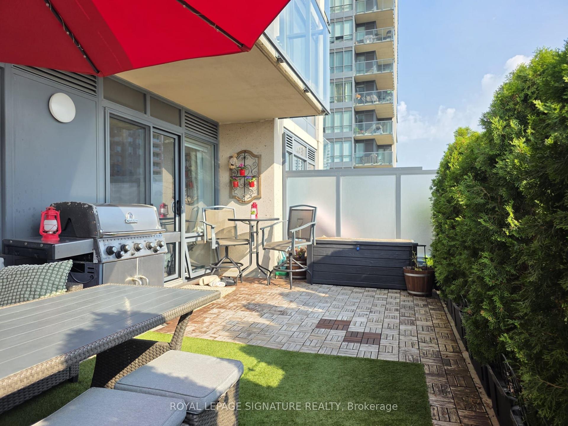 9088 Yonge Street 306A #306A, Richmond Hill — Condo for lease, photo 1