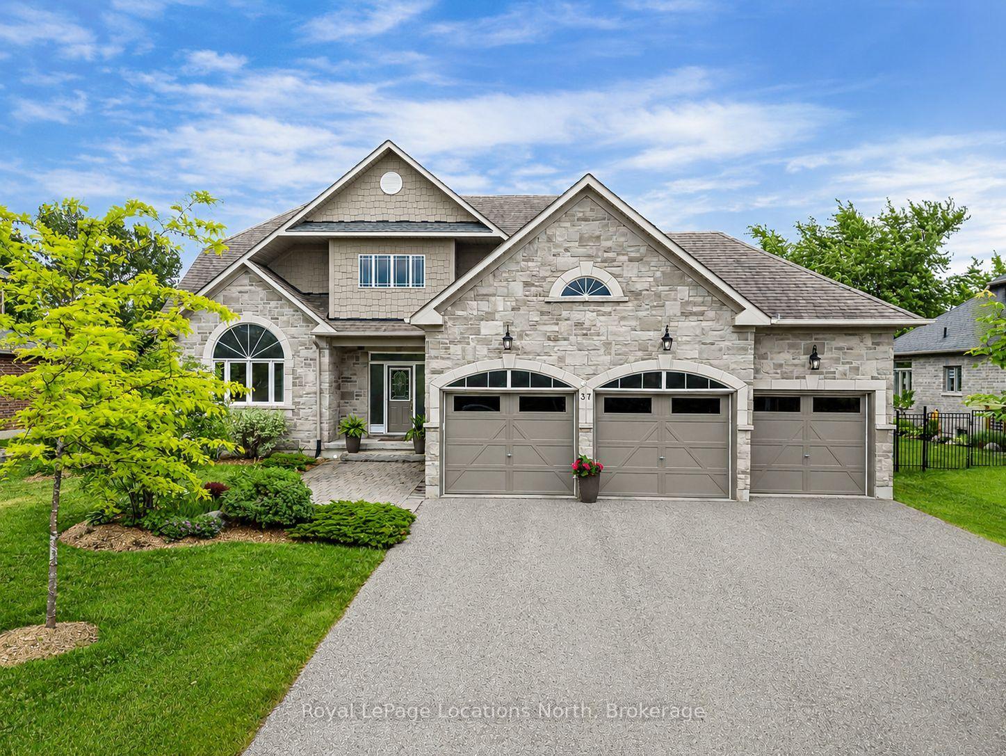 37 Kells Crescent — photo 1