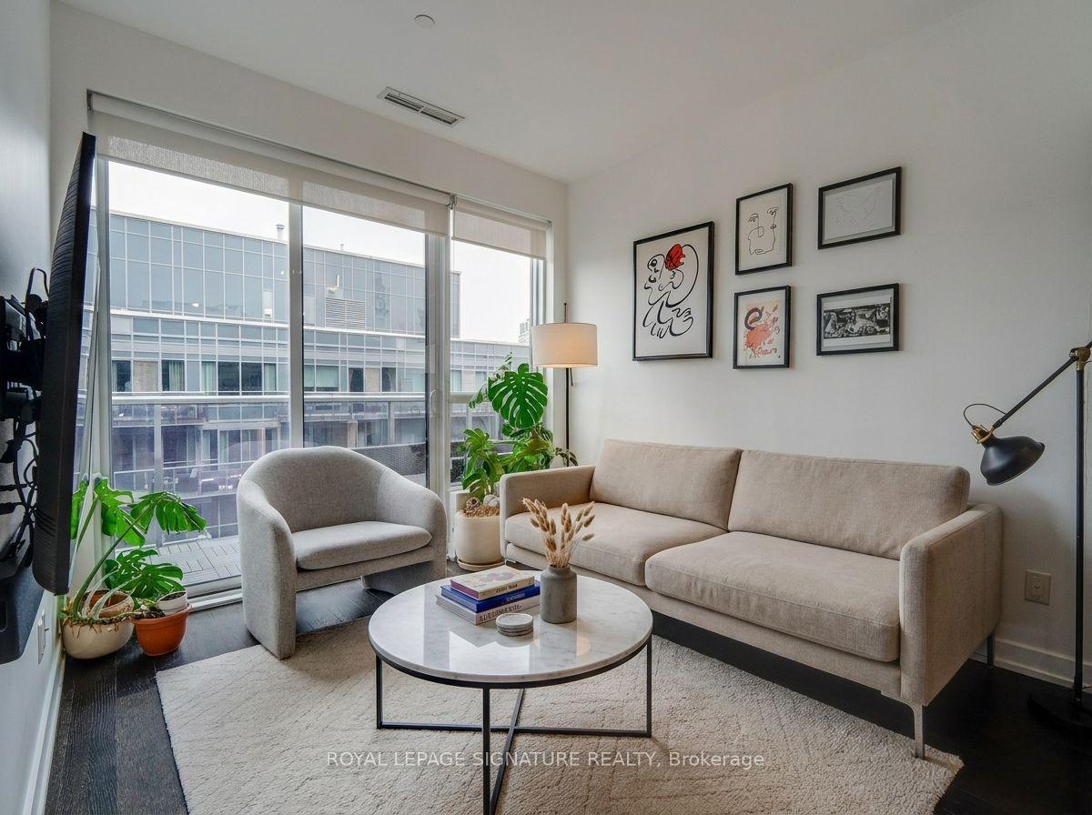 1030 King Street W Ph31 #Ph31 — photo 1