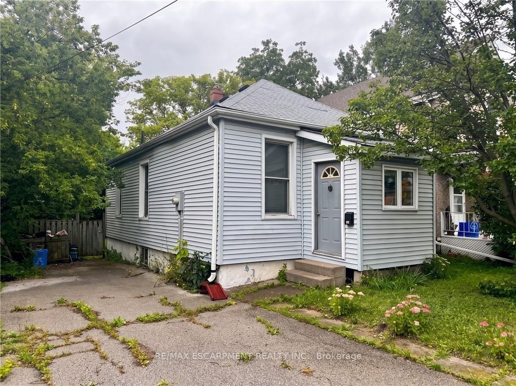 28 Brantdale Avenue, Hamilton — Detached for sale, photo 1