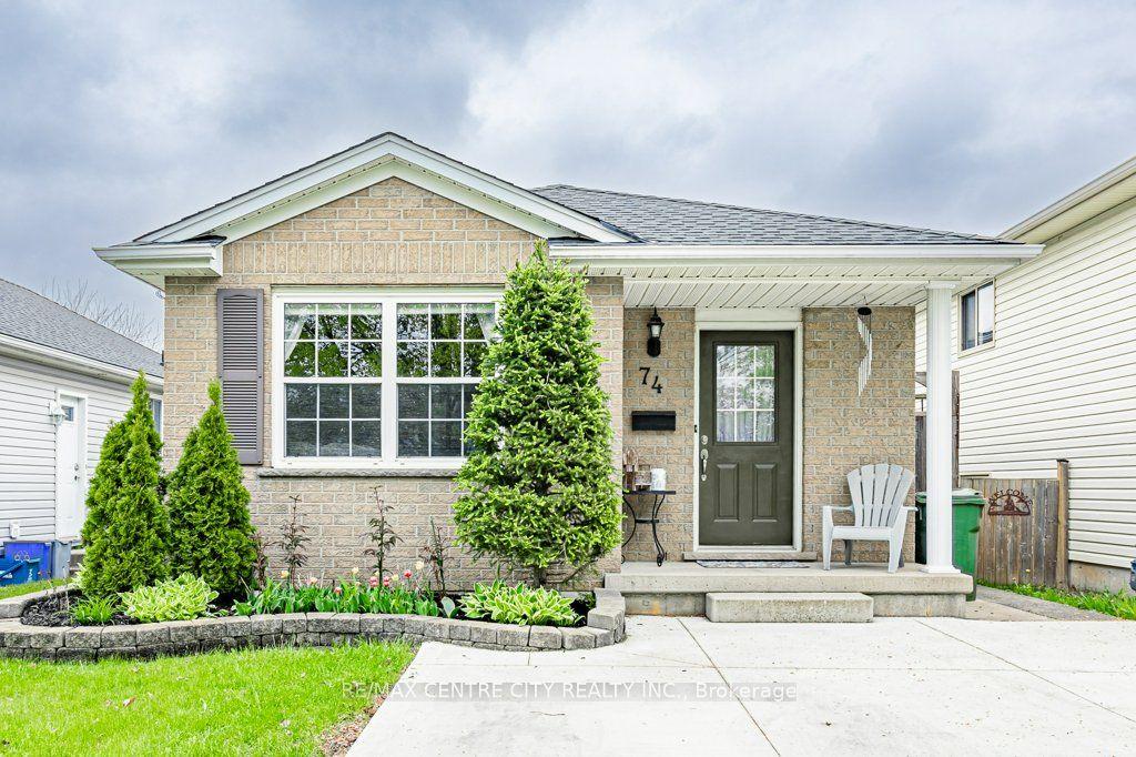 74 Juno Drive — photo 1