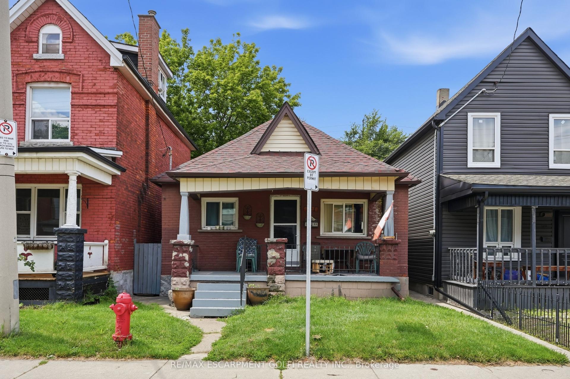 121 Gibson Avenue, Hamilton — Detached for sale, photo 1