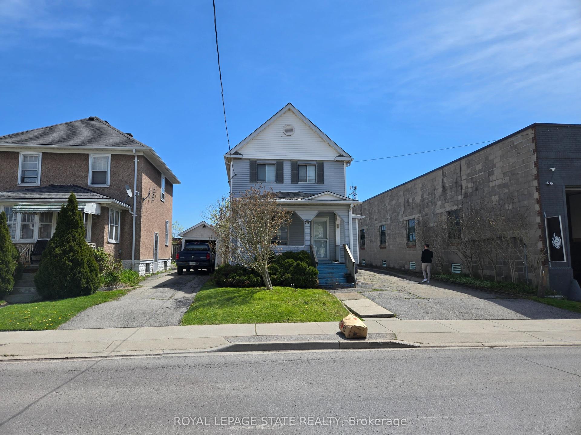 224 Burgar Street, Welland — Detached for sale, photo 1