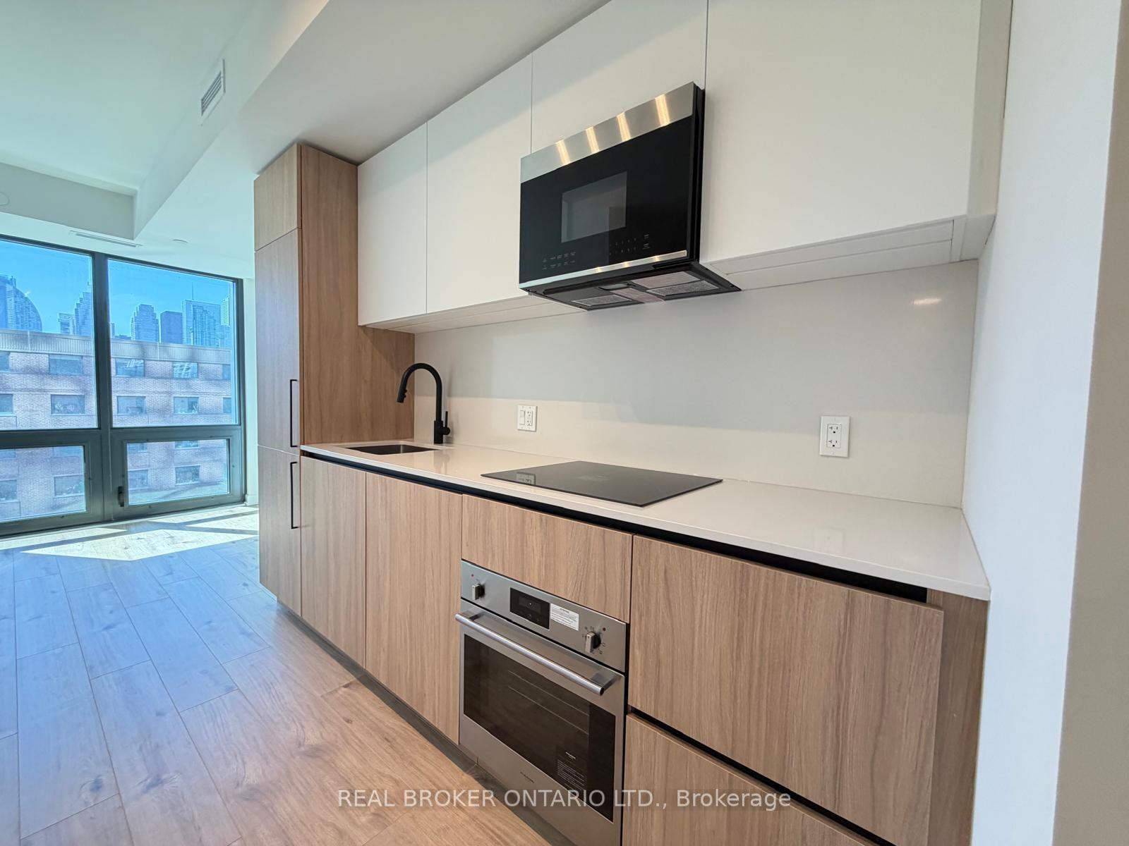 35 PARLIAMENT Street 724 #724 — photo 1