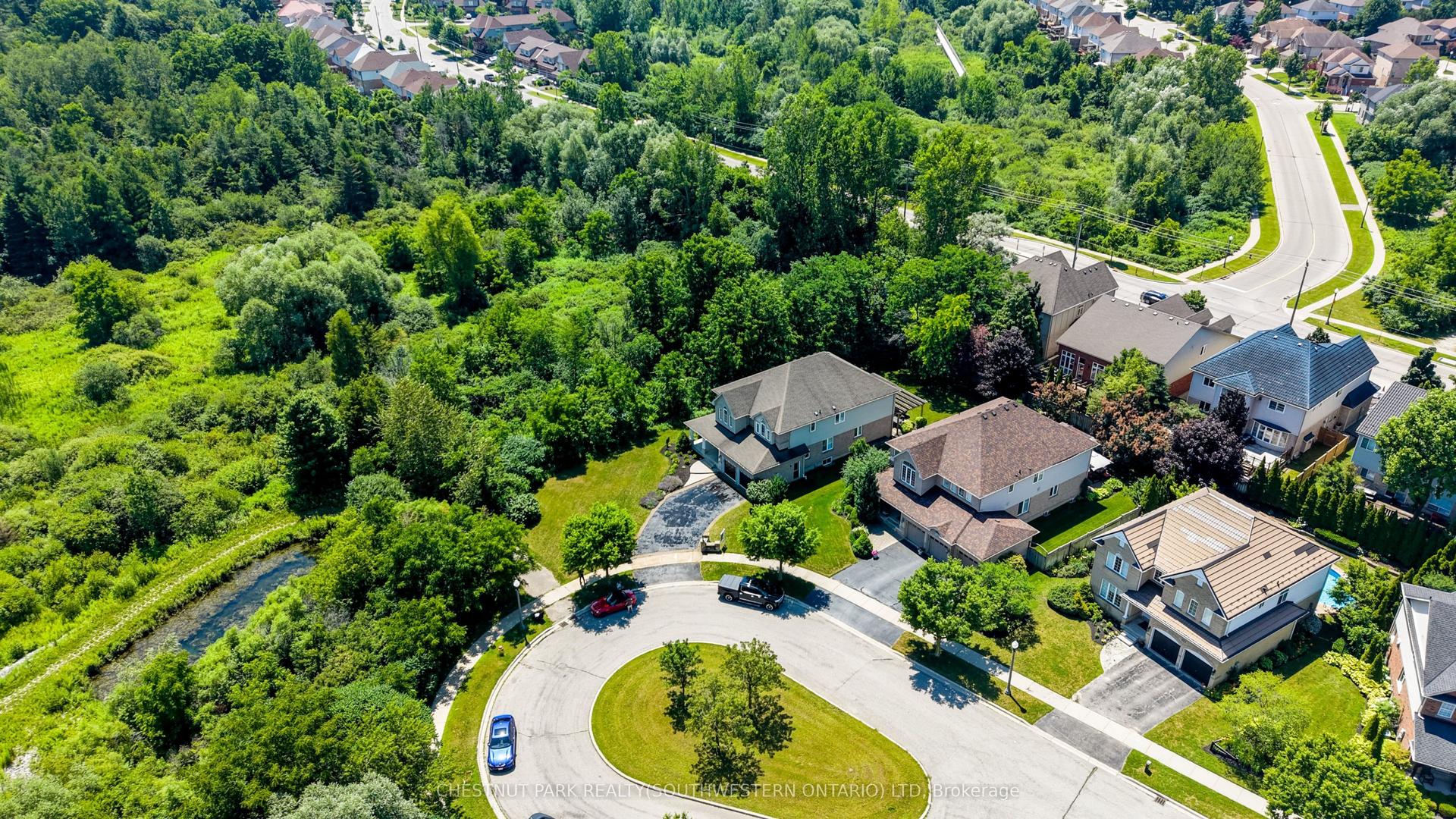 23 Buerkle Court, Waterloo — Detached for sale, photo 1