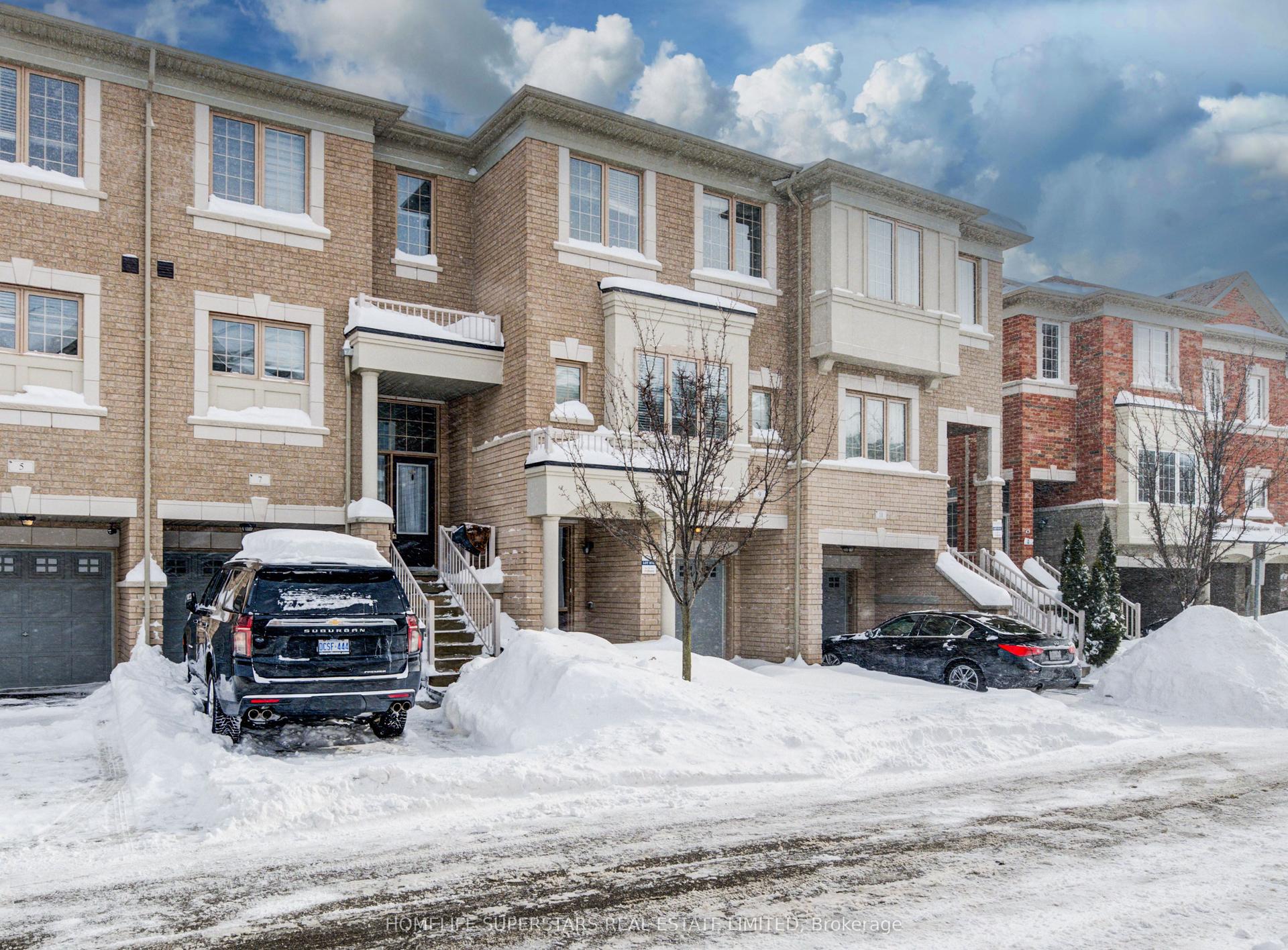 9 Aspen Hills Road 40 #40 — photo 1