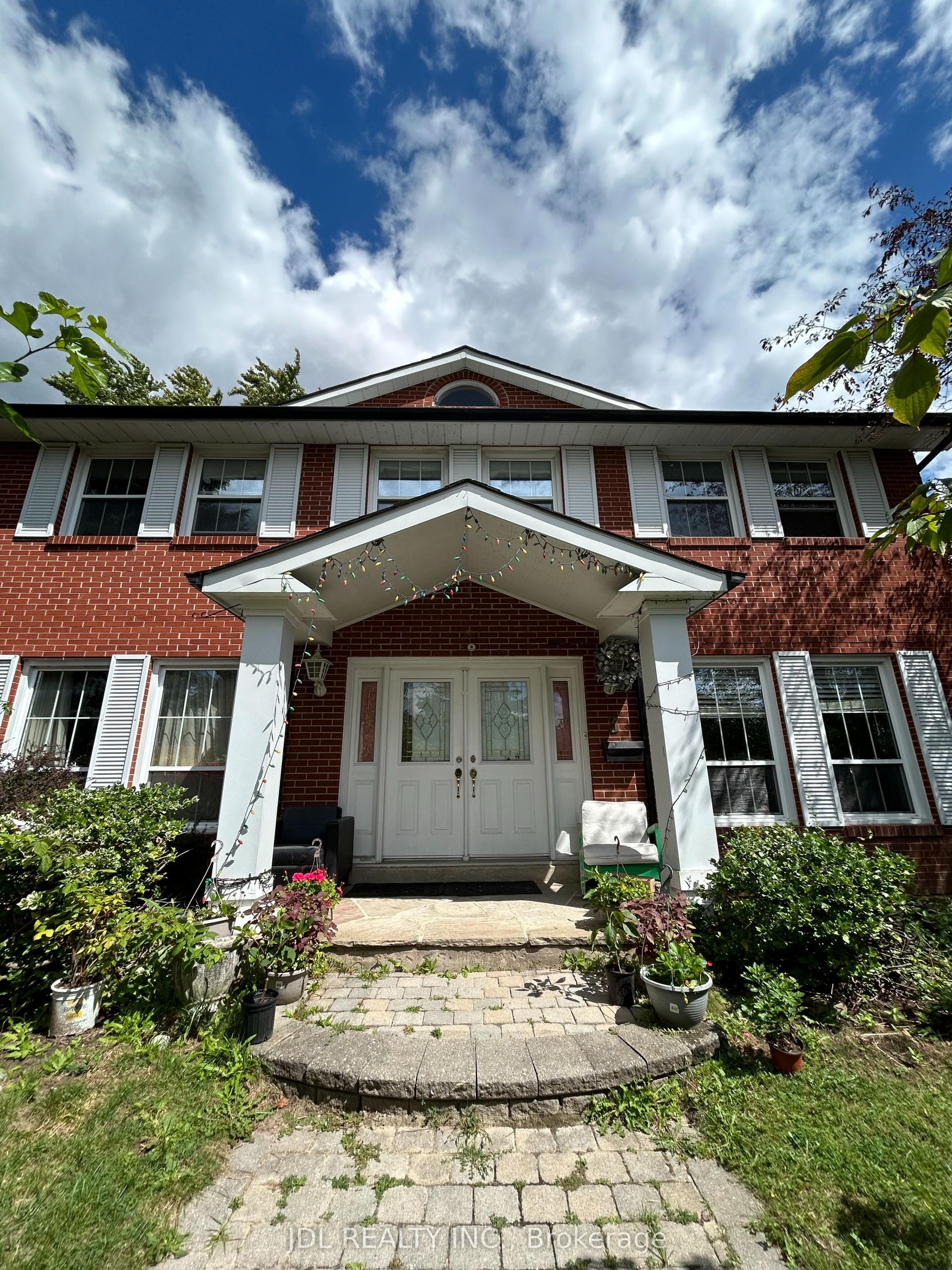 3 Butterfield Dr Drive Master Bedroom B #Master Bedroom B, Toronto — Detached for lease, photo 1
