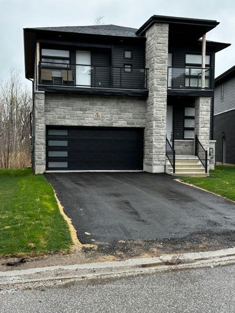 135 Rosie Street — photo 1