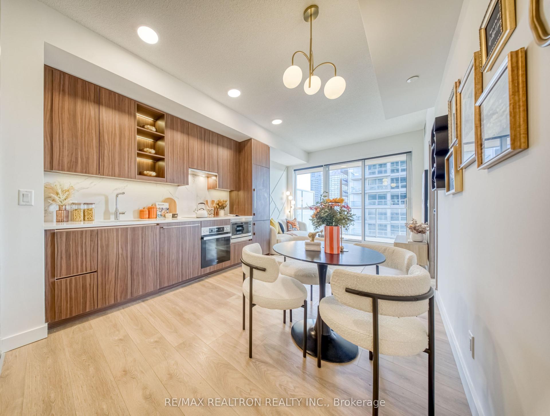 25 McMahon Drive 1101 #1101, Toronto — Condo for sale, photo 1