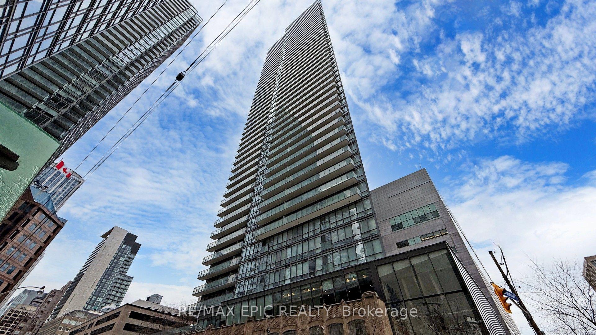 832 Bay Street 3208 #3208 — photo 1