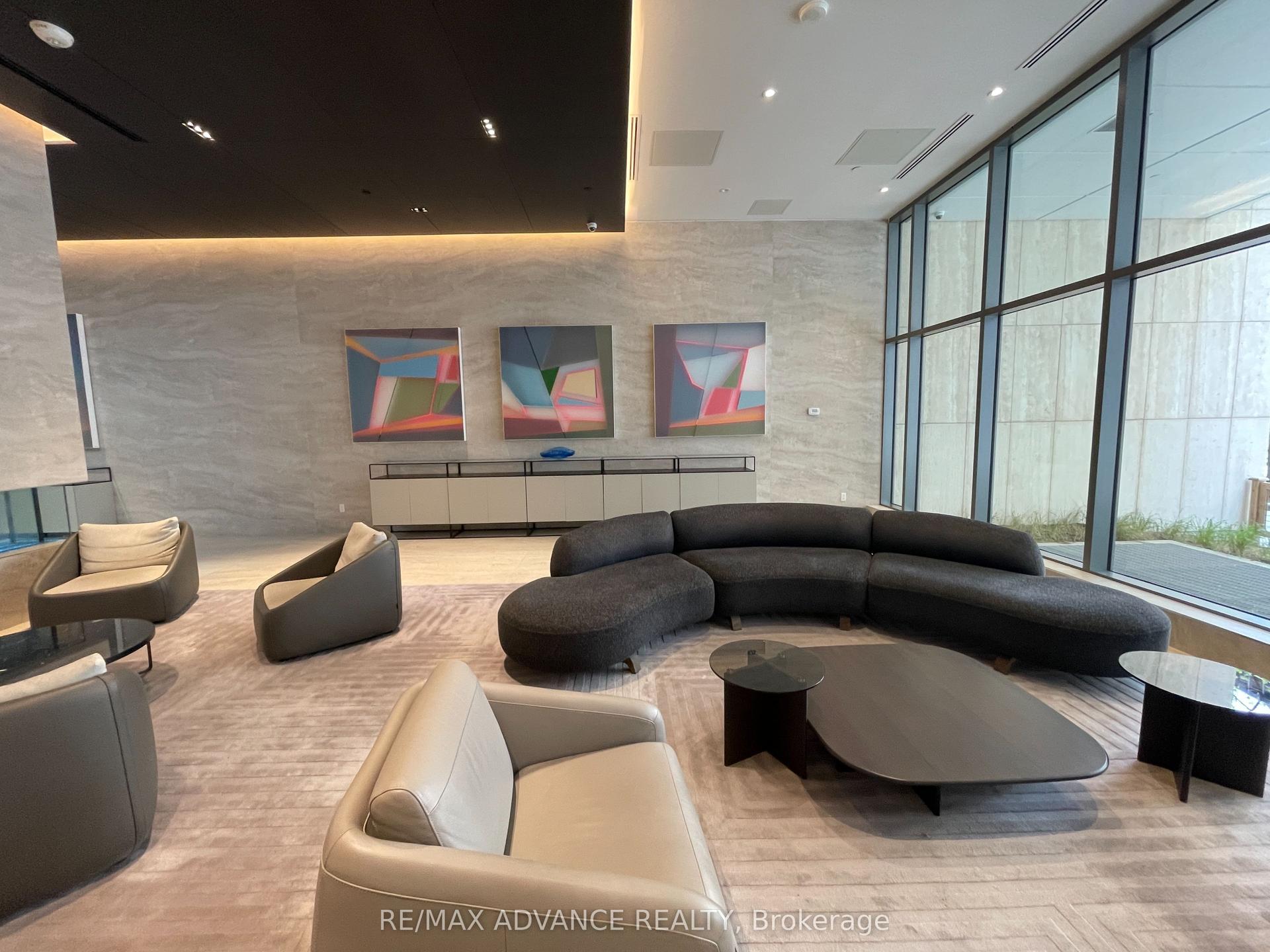 2221 Yonge Street 3306 #3306, Toronto — Condo for lease, photo 1