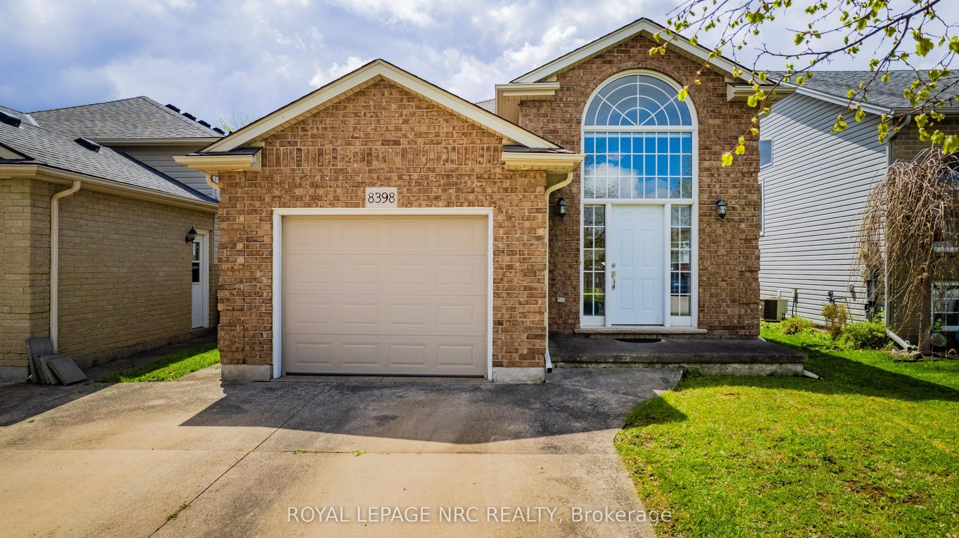 8398 Atack Court — photo 1