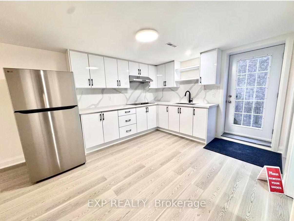 343 Chester Le Boulevard Lower #Lower — photo 1