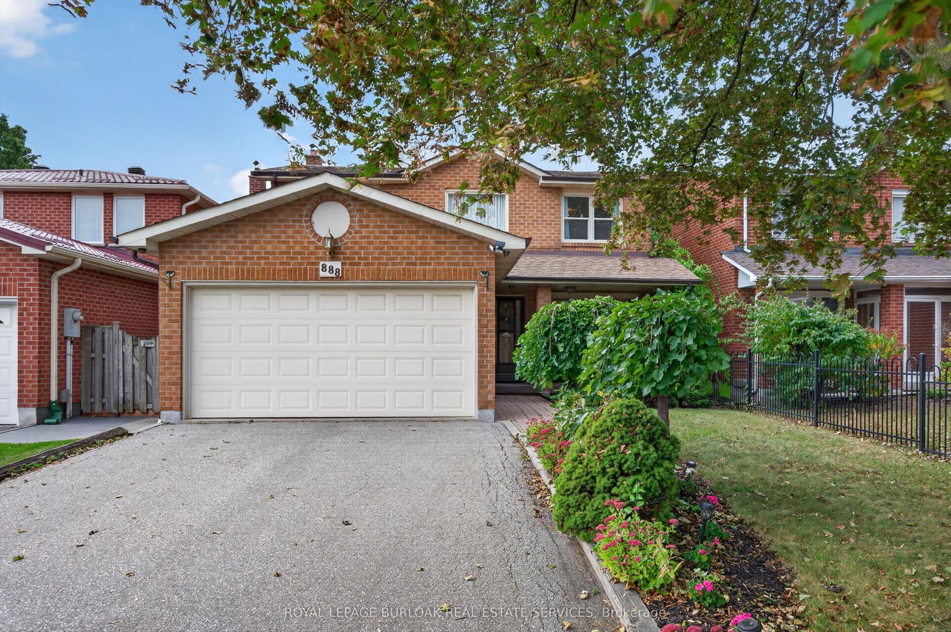 888 Messenger Meadow Drive, Mississauga — Detached for sale, photo 1