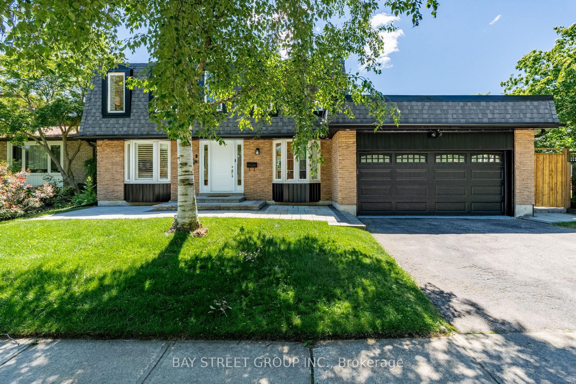 2366 Devon Road, Oakville — Detached for sale, photo 1