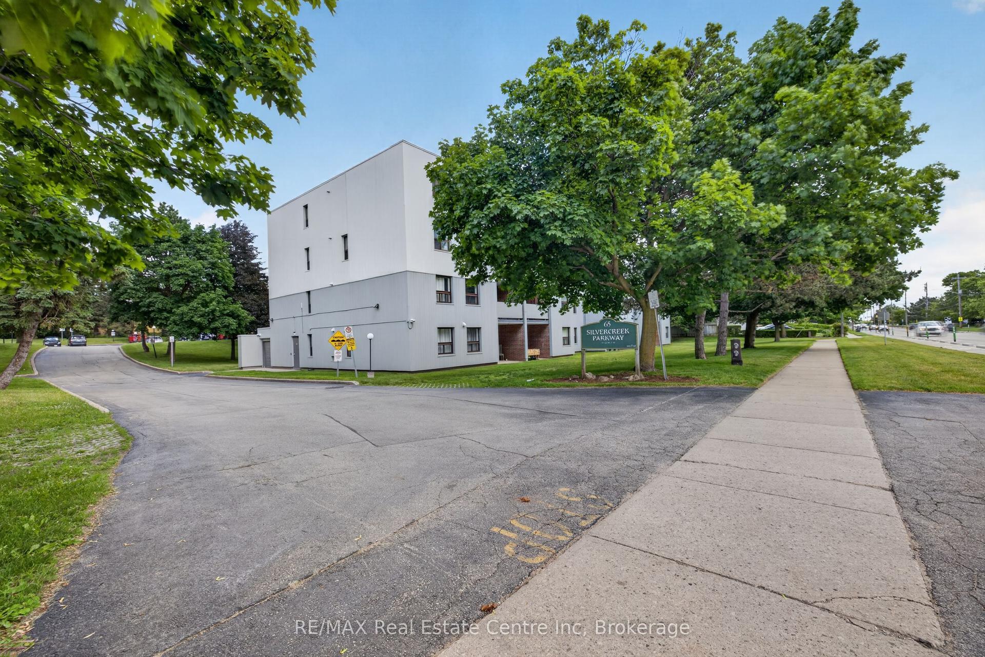 65 Silvercreek Parkway N 401 #401, Guelph — Condo for sale, photo 1
