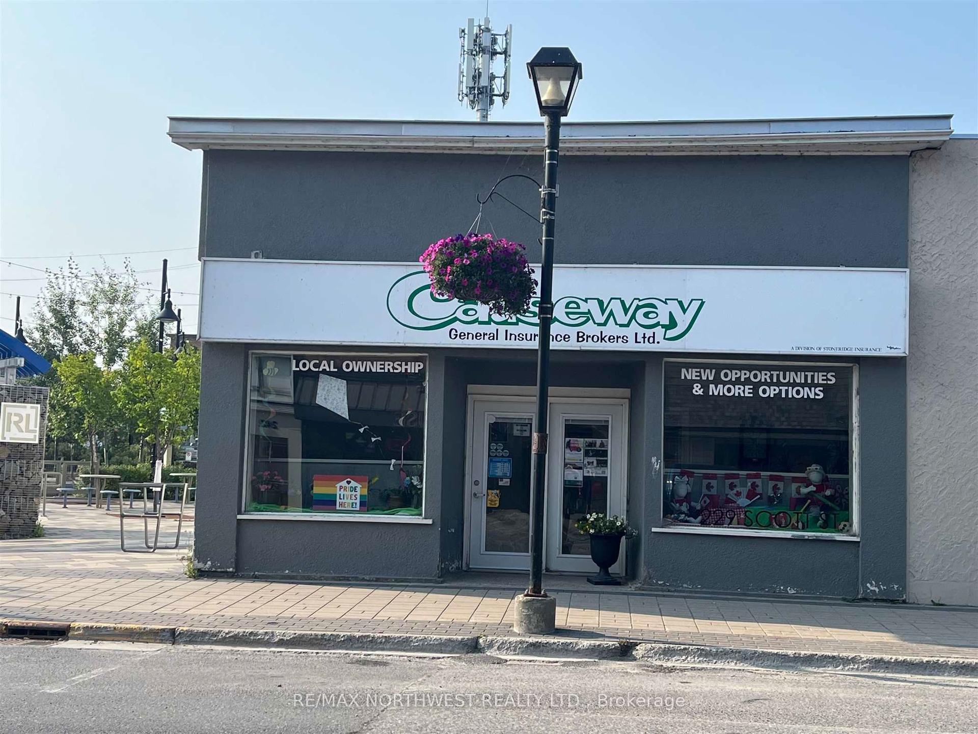 229 Scott St., Fort Frances — Commercial for sale, photo 1