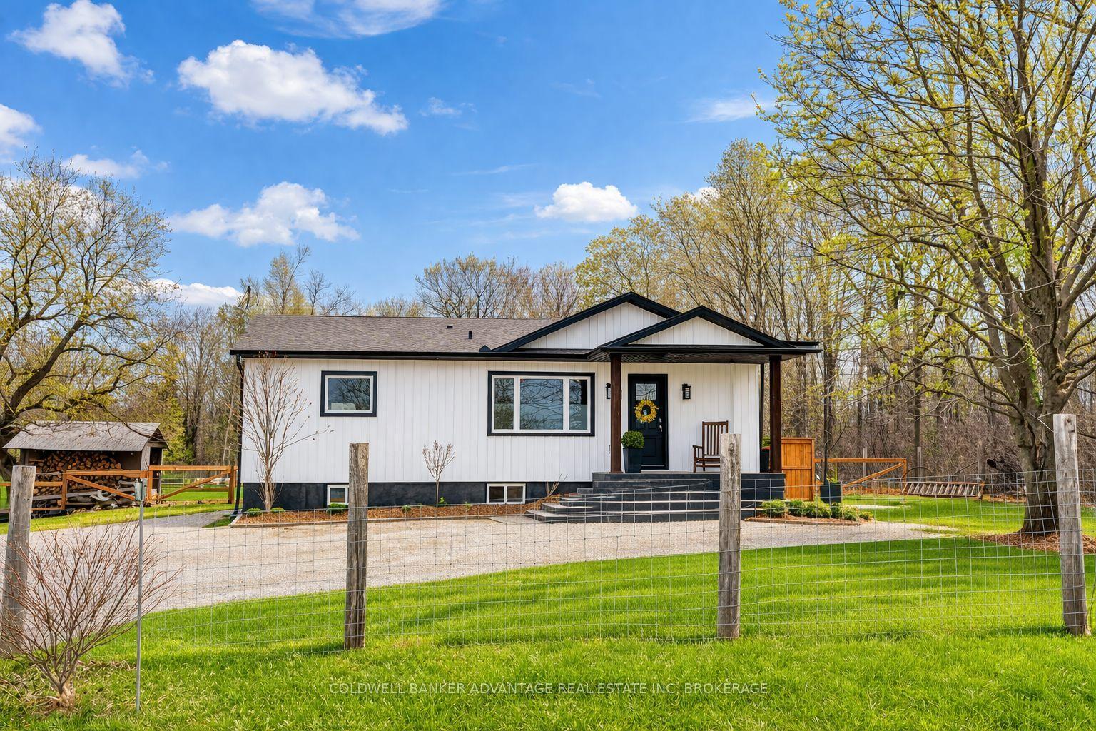 1013 Hwy 20 Highway W — photo 1