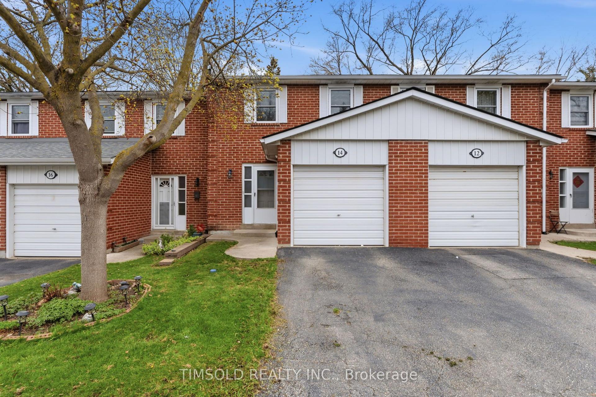 14 Gordon Way — photo 1