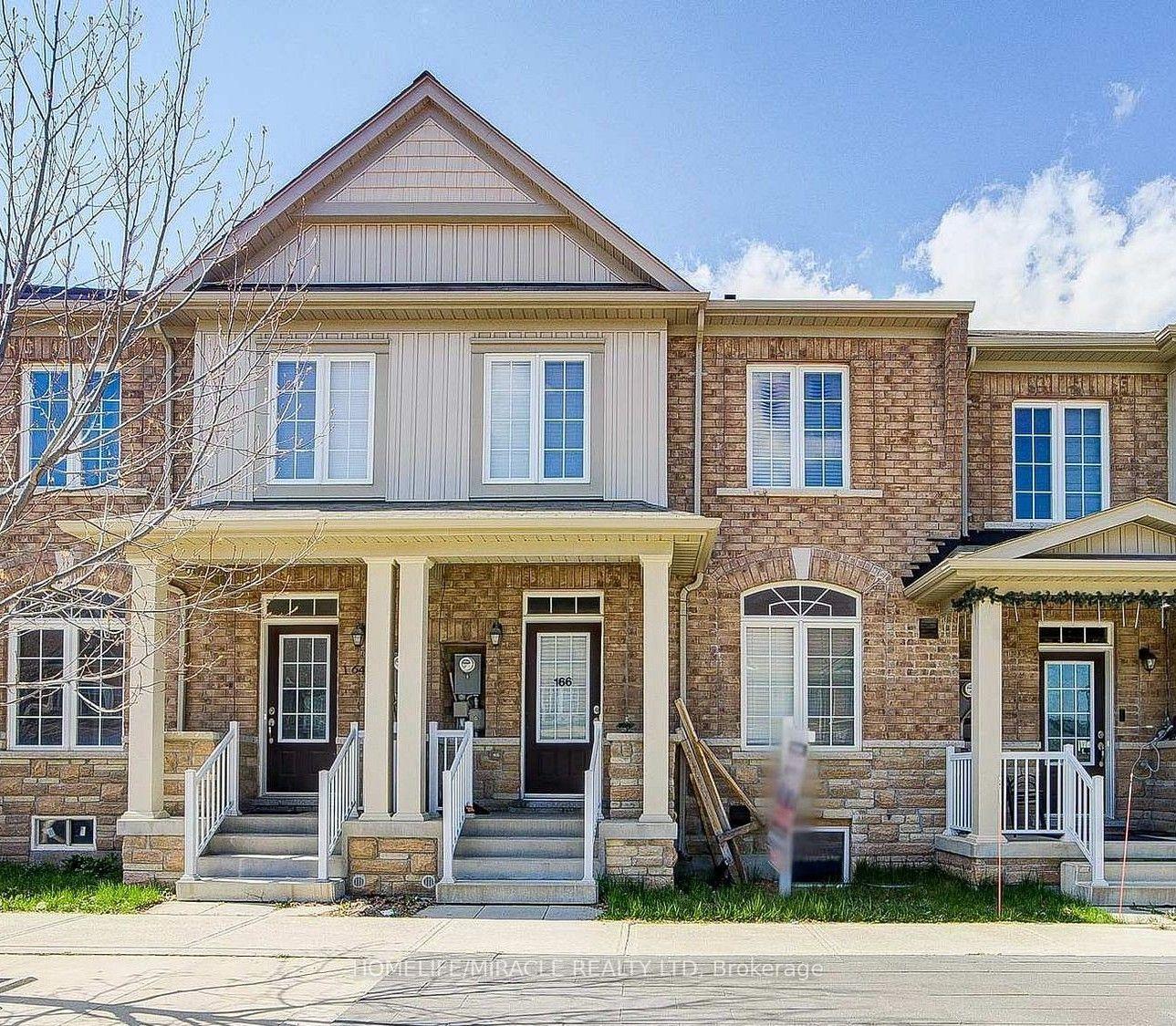166 Remembrance Road, Brampton — Townhouse for lease, photo 1