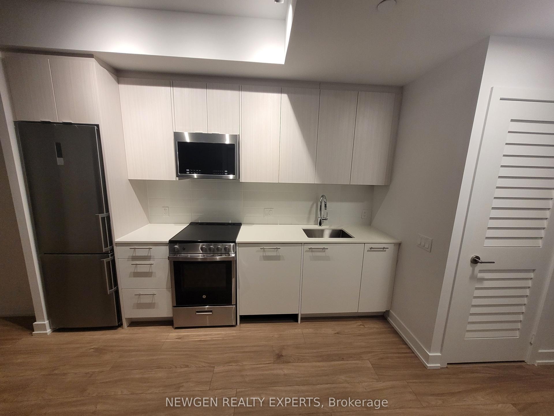 225 Veterans Drive W 1108 #1108 — photo 1