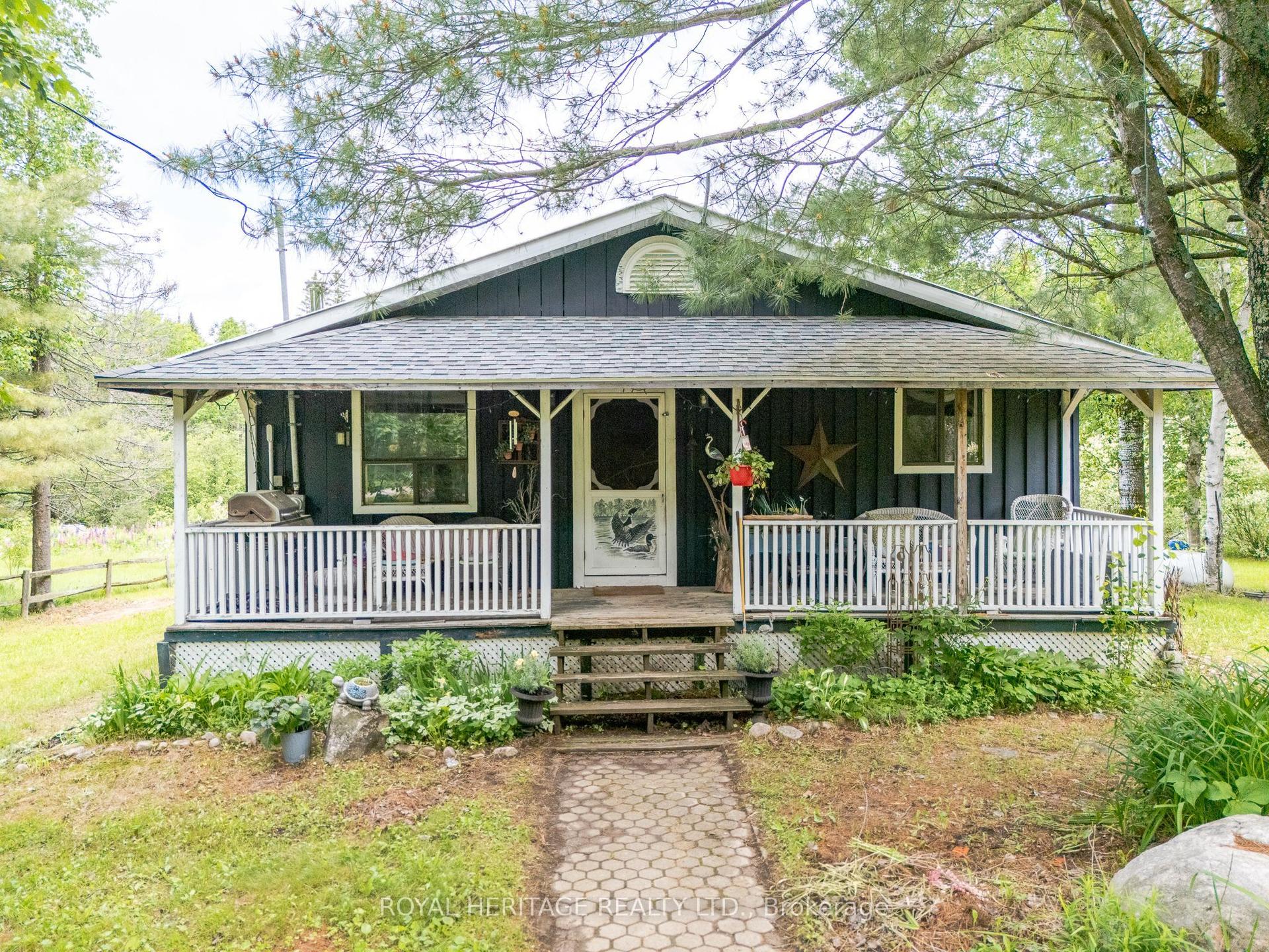 34 Gordon Point Road, Magnetawan — Detached for sale, photo 1
