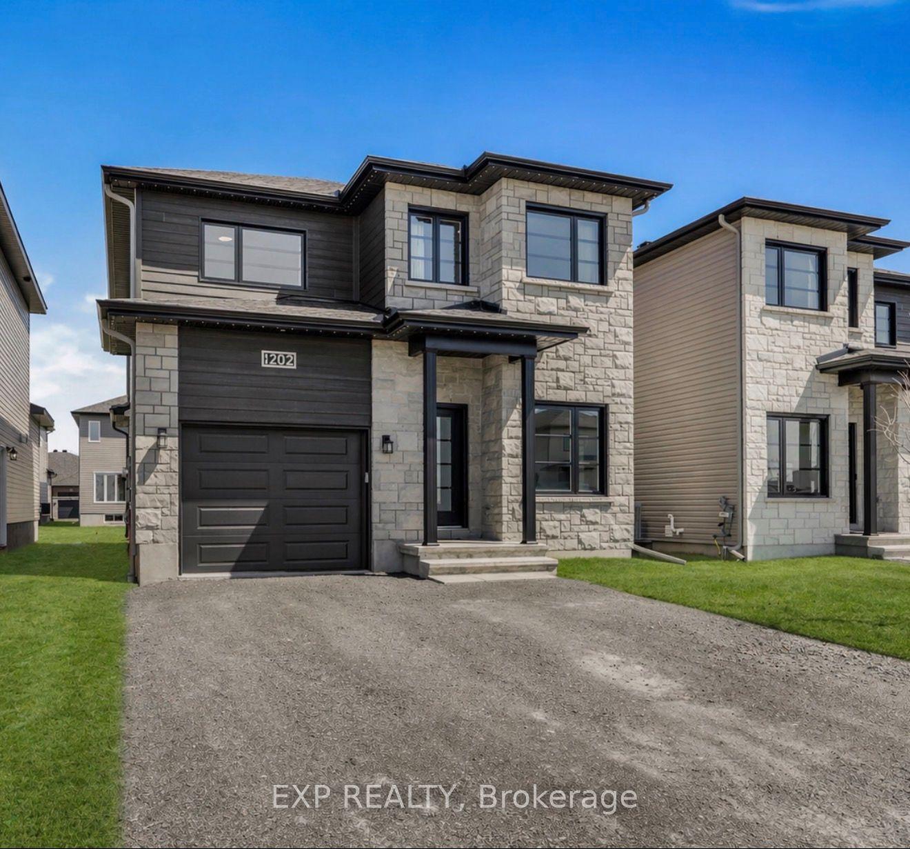 1202 Montblanc Crescent, Russell — Detached for sale, photo 1