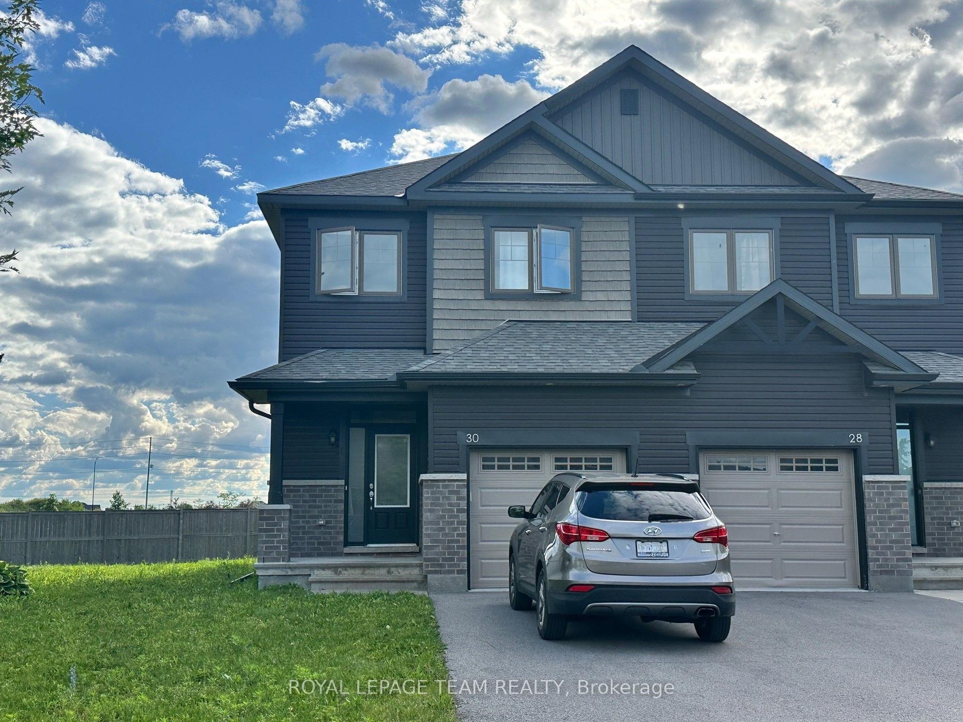 30 ROOKIE Crescent — photo 1