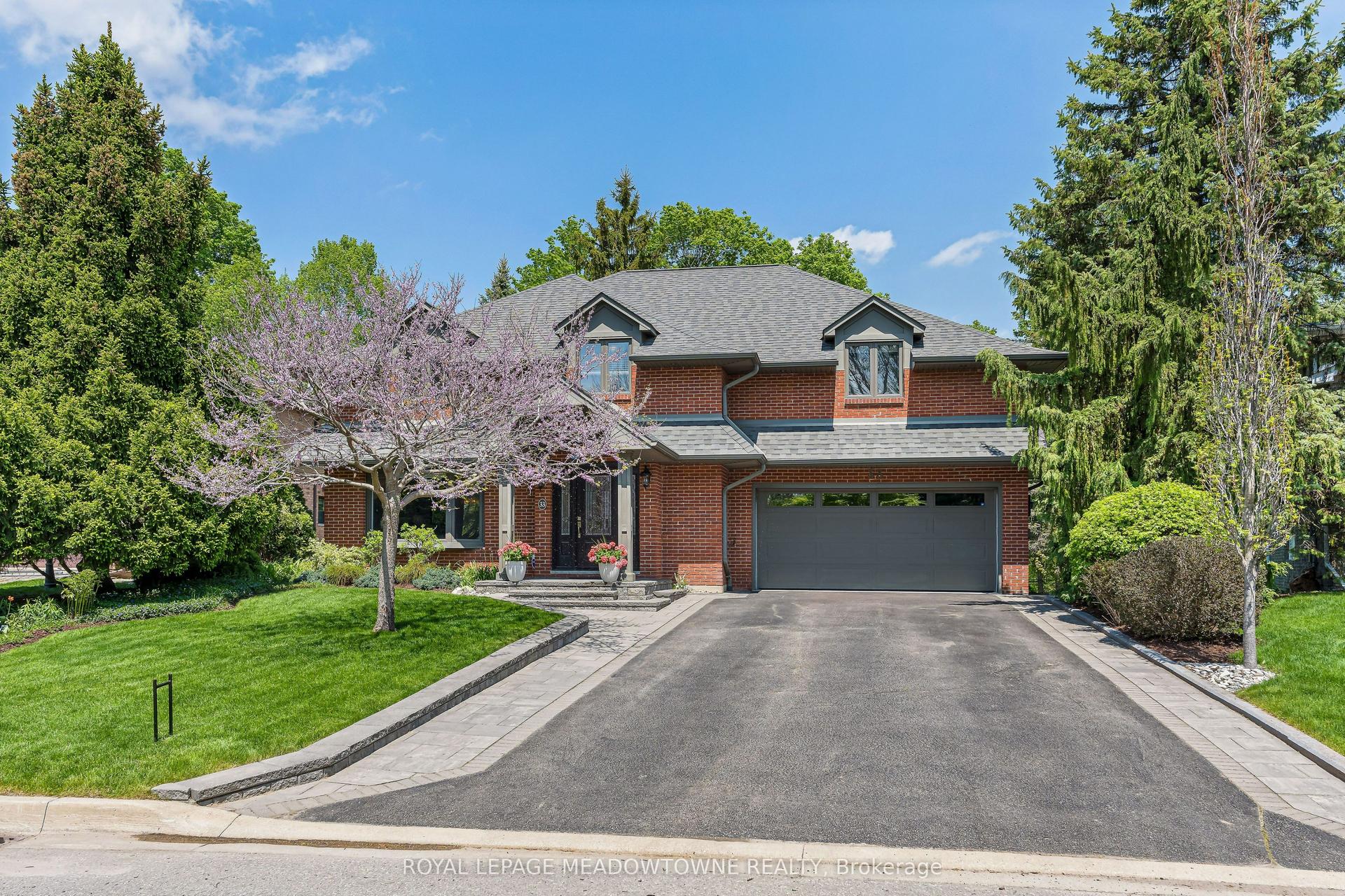 33 Heslop Court, Halton Hills — Detached for sale, photo 1