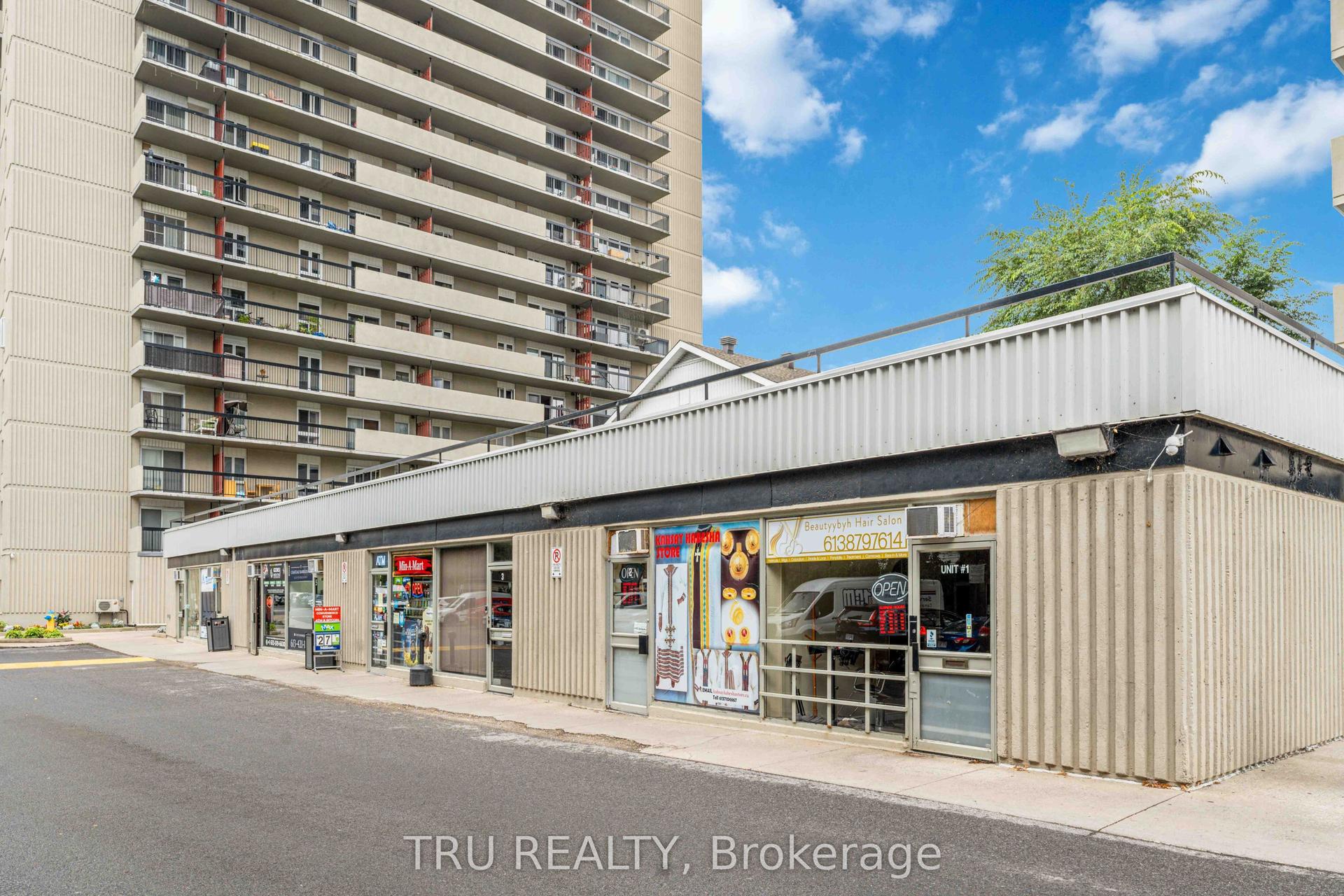 158C Mcarthur Avenue PH6 #PH6 — photo 1