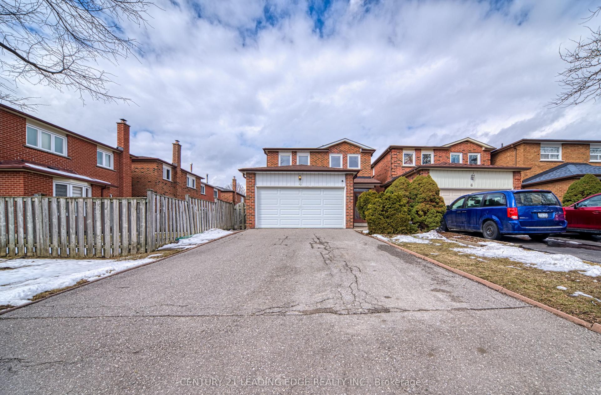 4 Treerun Avenue, Toronto — Detached for sale, photo 1