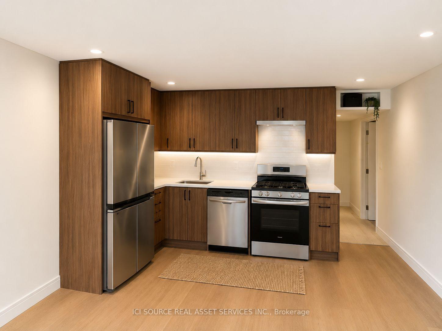 150 Brunswick Avenue 1 #1, Toronto — Semi-Detached for lease, photo 1