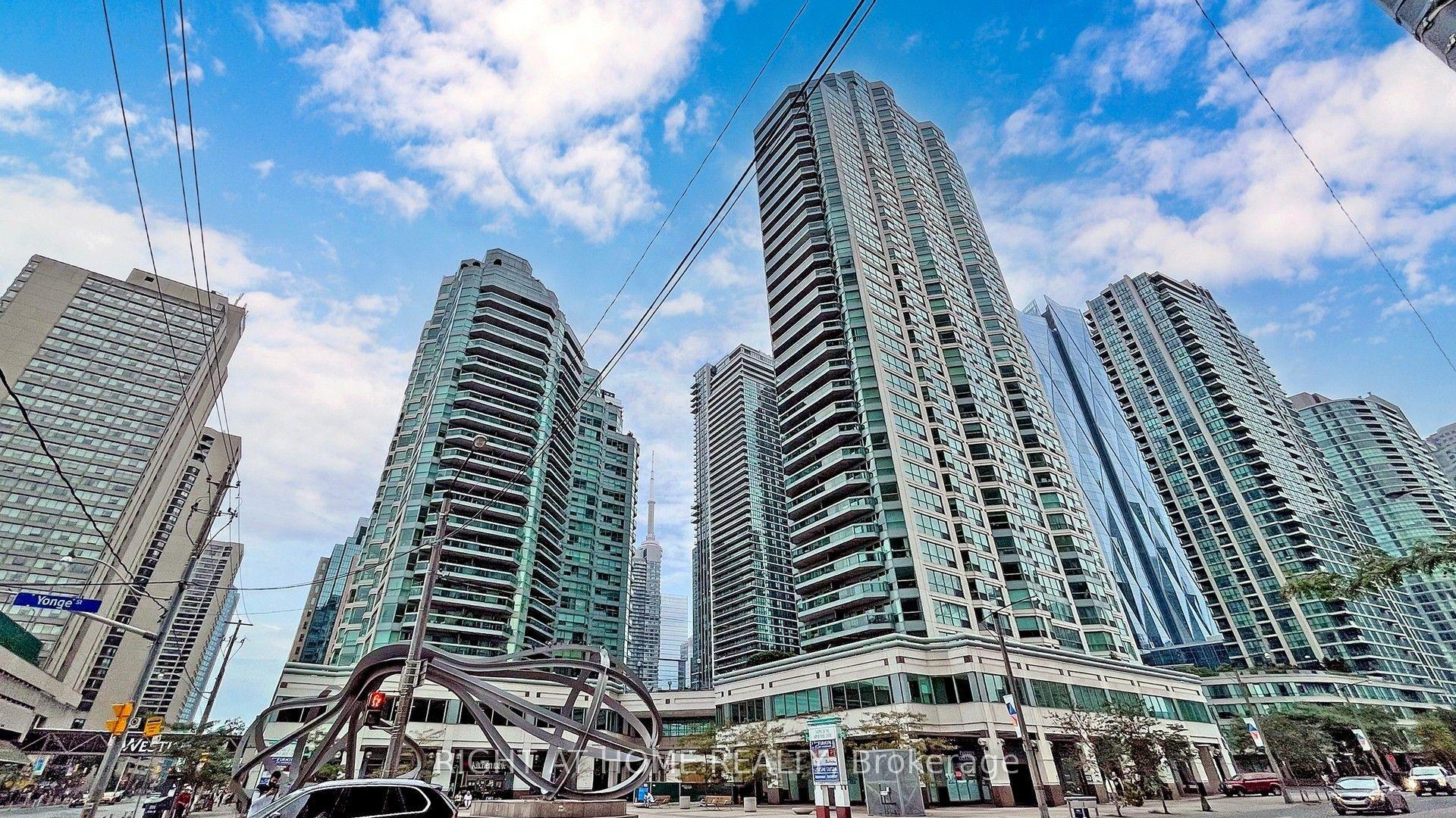 10 Yonge Street 1706 #1706, Toronto — Condo for sale, photo 1