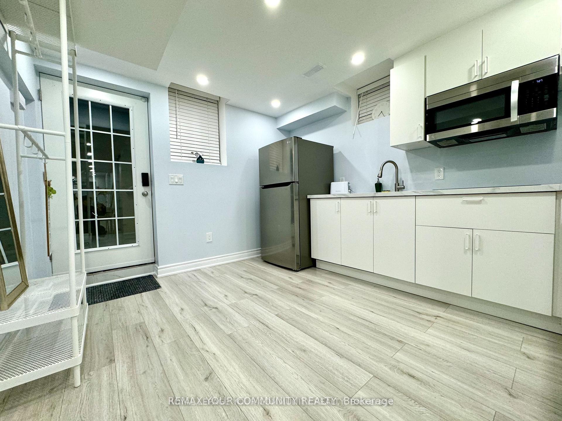 51 Cayton Crescent Lower #Lower, Bradford West Gwillimbury — Semi-Detached for lease, photo 1