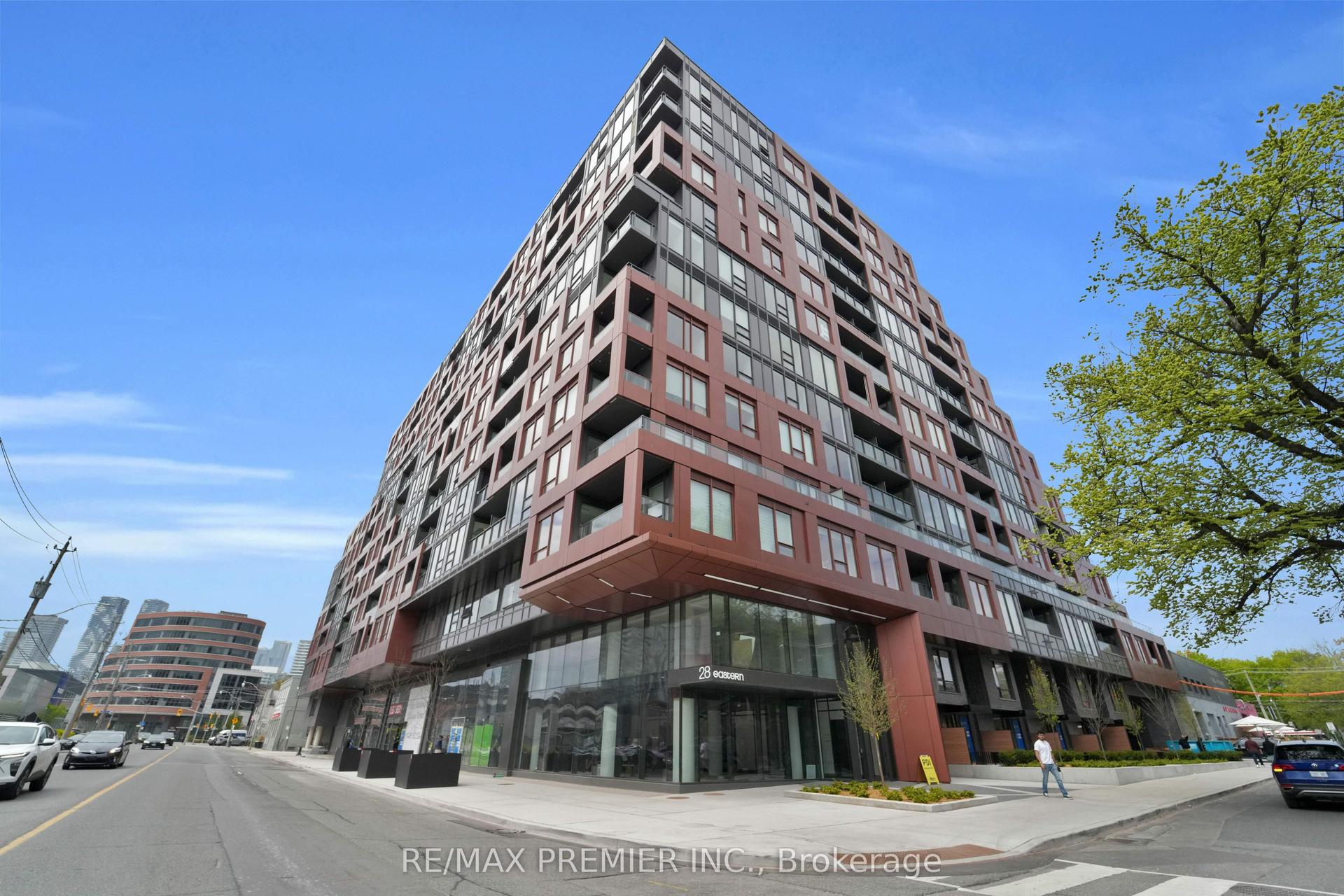 28 Eastern Avenue LPH11 #LPH11 — photo 1
