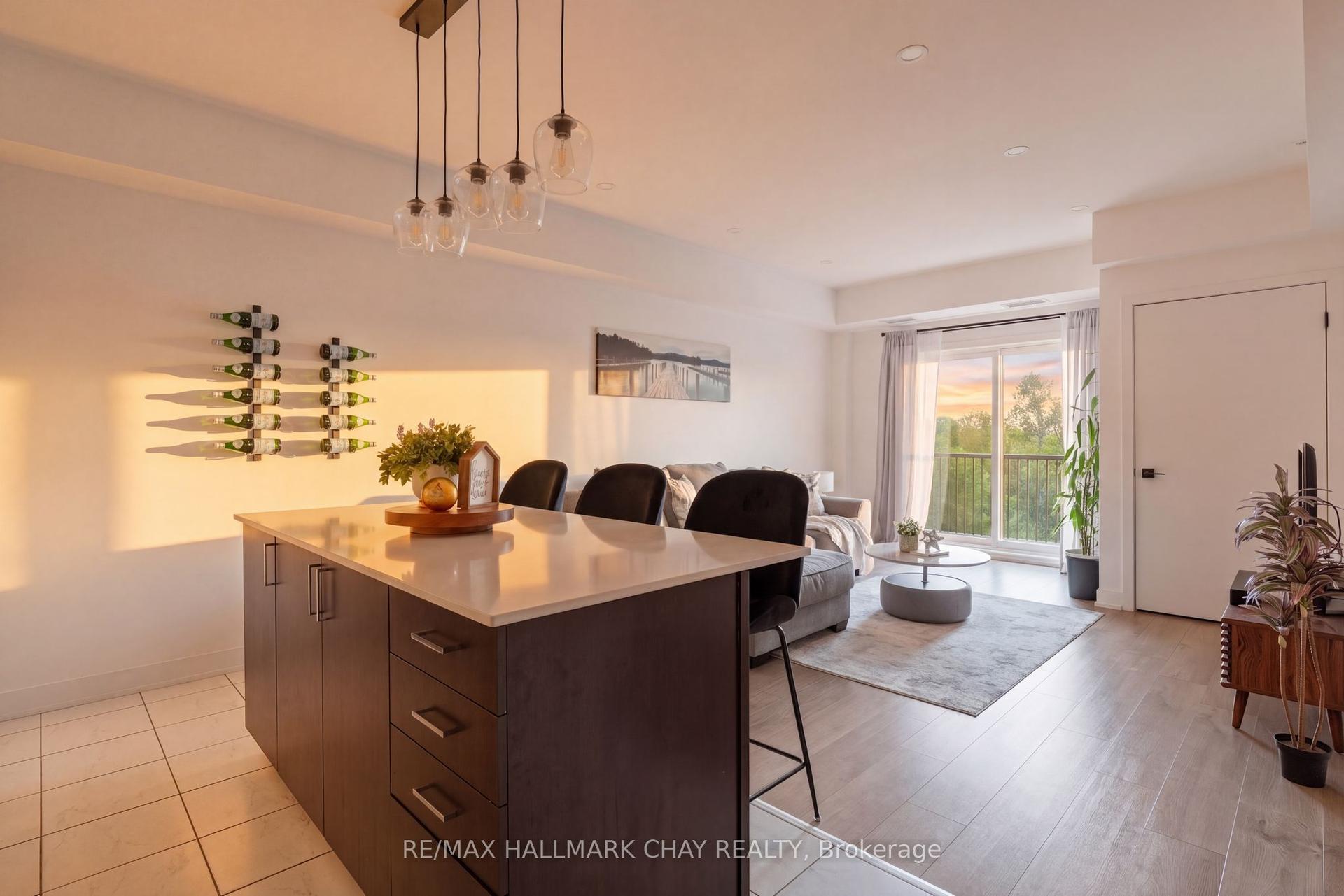 5 Chef Lane 406 #406, Barrie — Condo for sale, photo 1