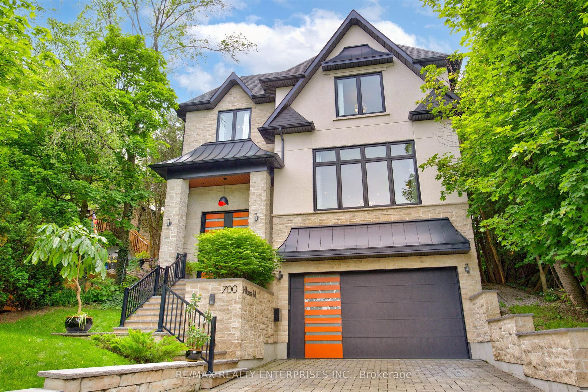 700 Hillcrest Road, Pickering — Detached for sale, photo 1