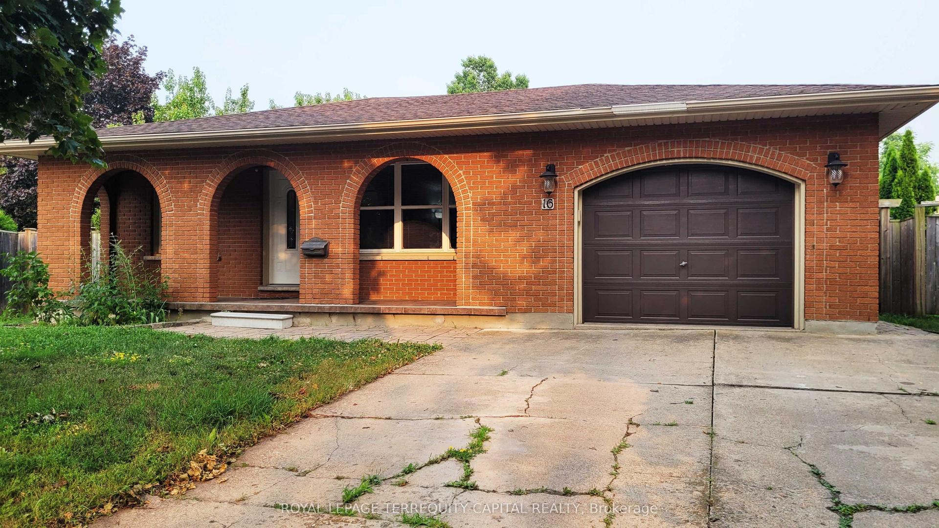 16 Mayfair Court, St. Catharines — Detached for lease, photo 1