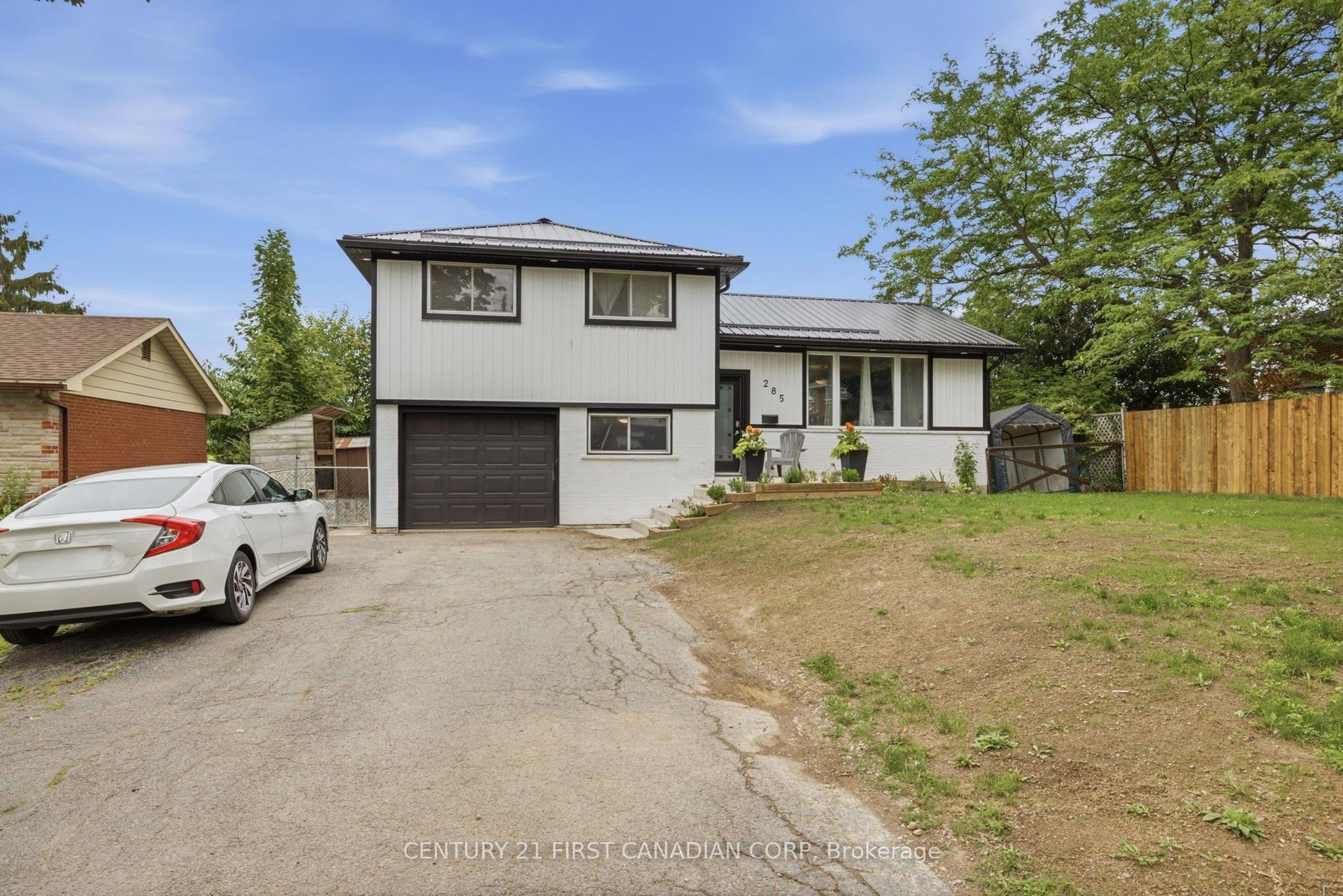 285 Panorma Crescent, London South — Detached for sale, photo 1
