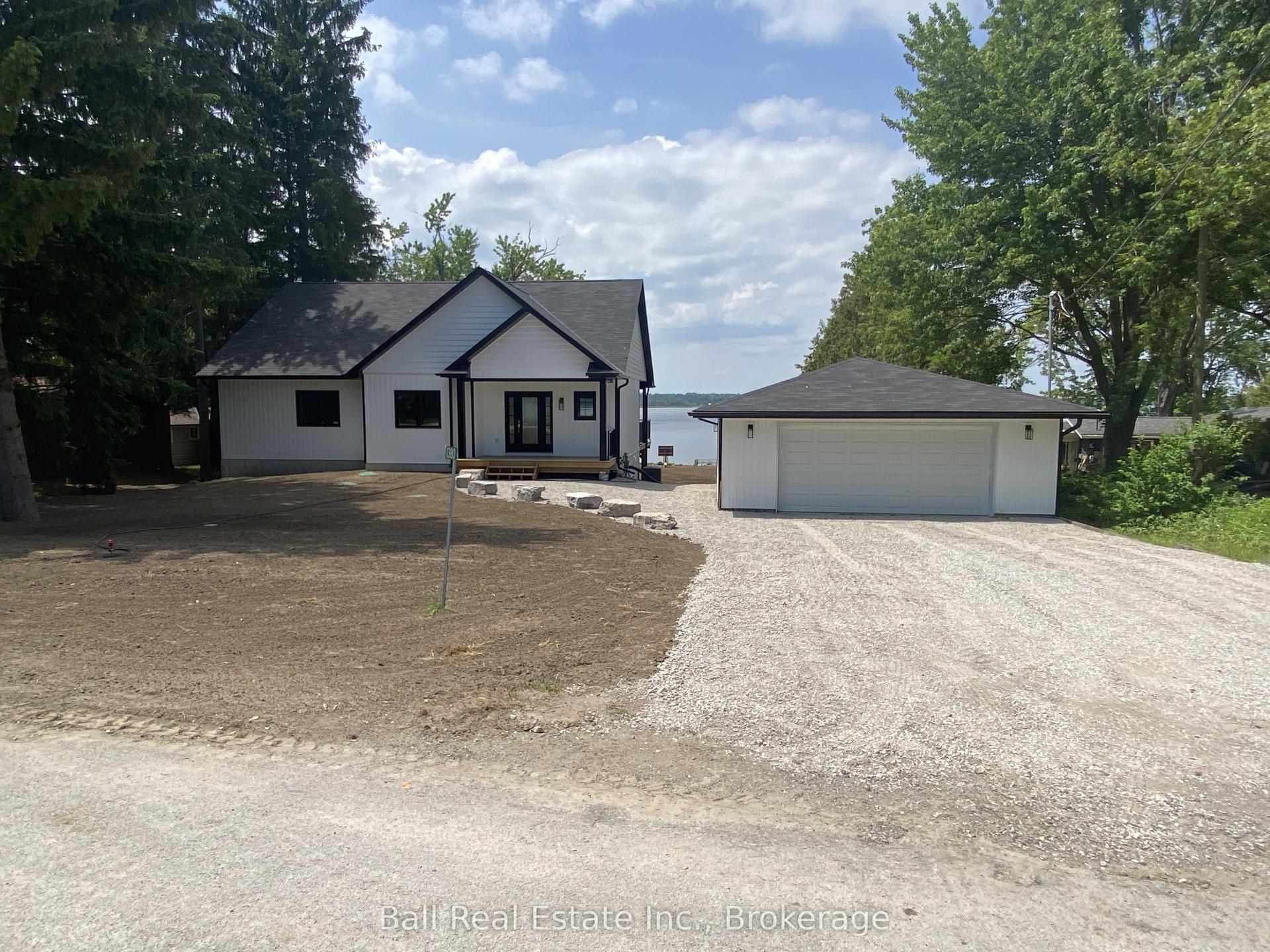 1380 Island View Drive — photo 1