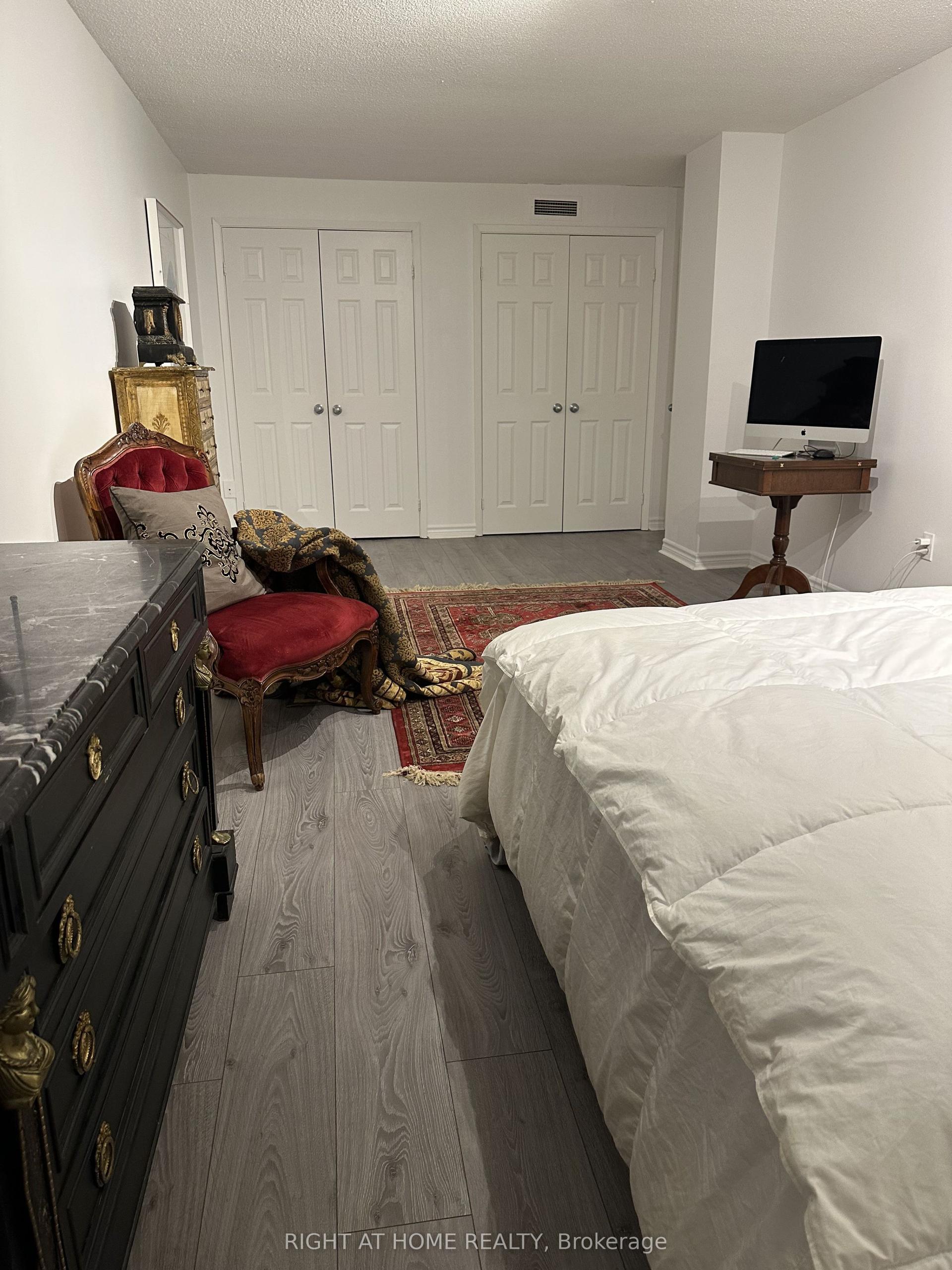 360 Bloor Street E 411 #411, Toronto — Condo for lease, photo 1