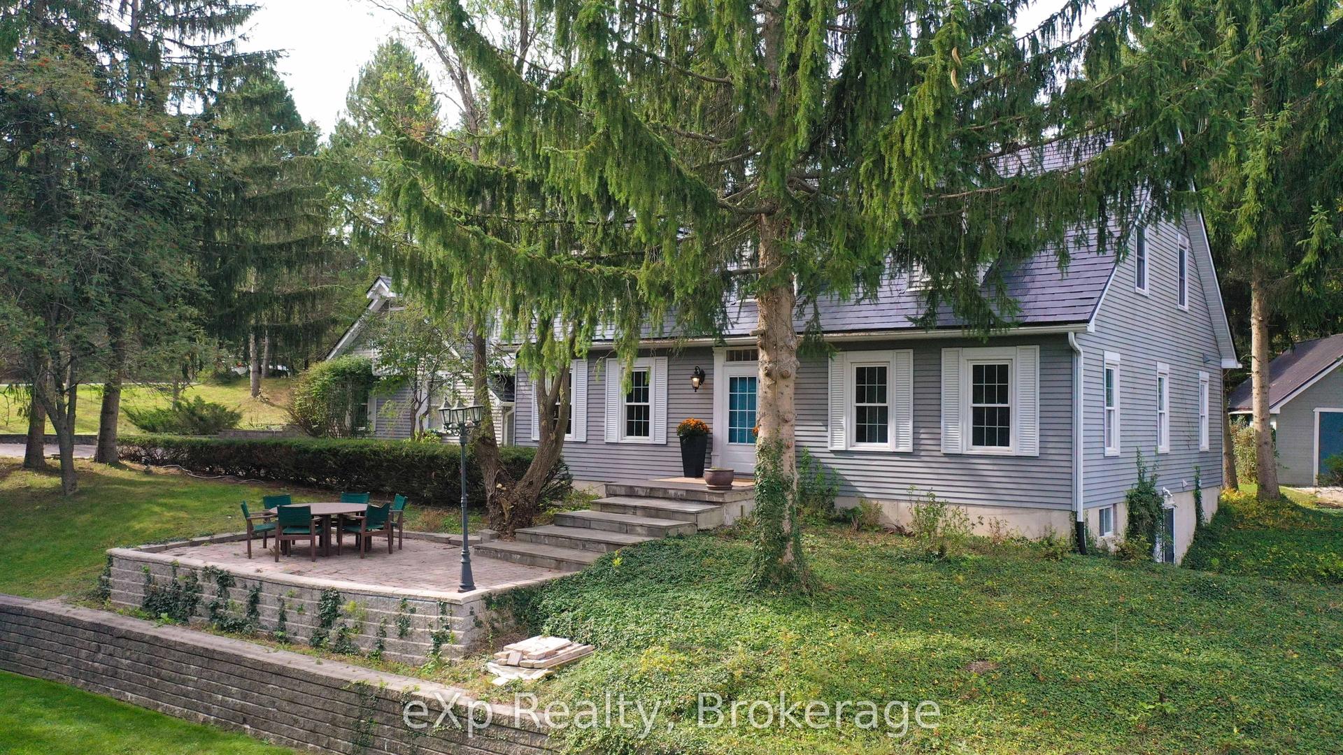2039 Blacklock Street, Milton — Detached for sale, photo 1
