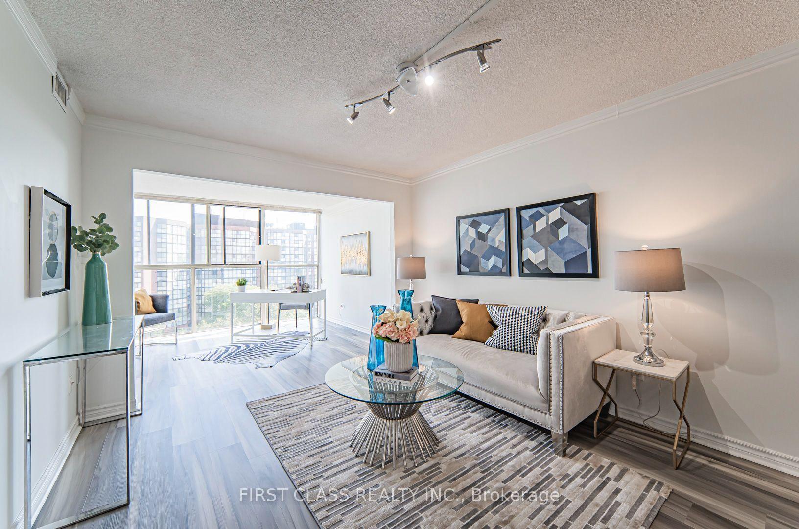 2091 Hurontario Street 810 #810, Mississauga — Condo for lease, photo 1